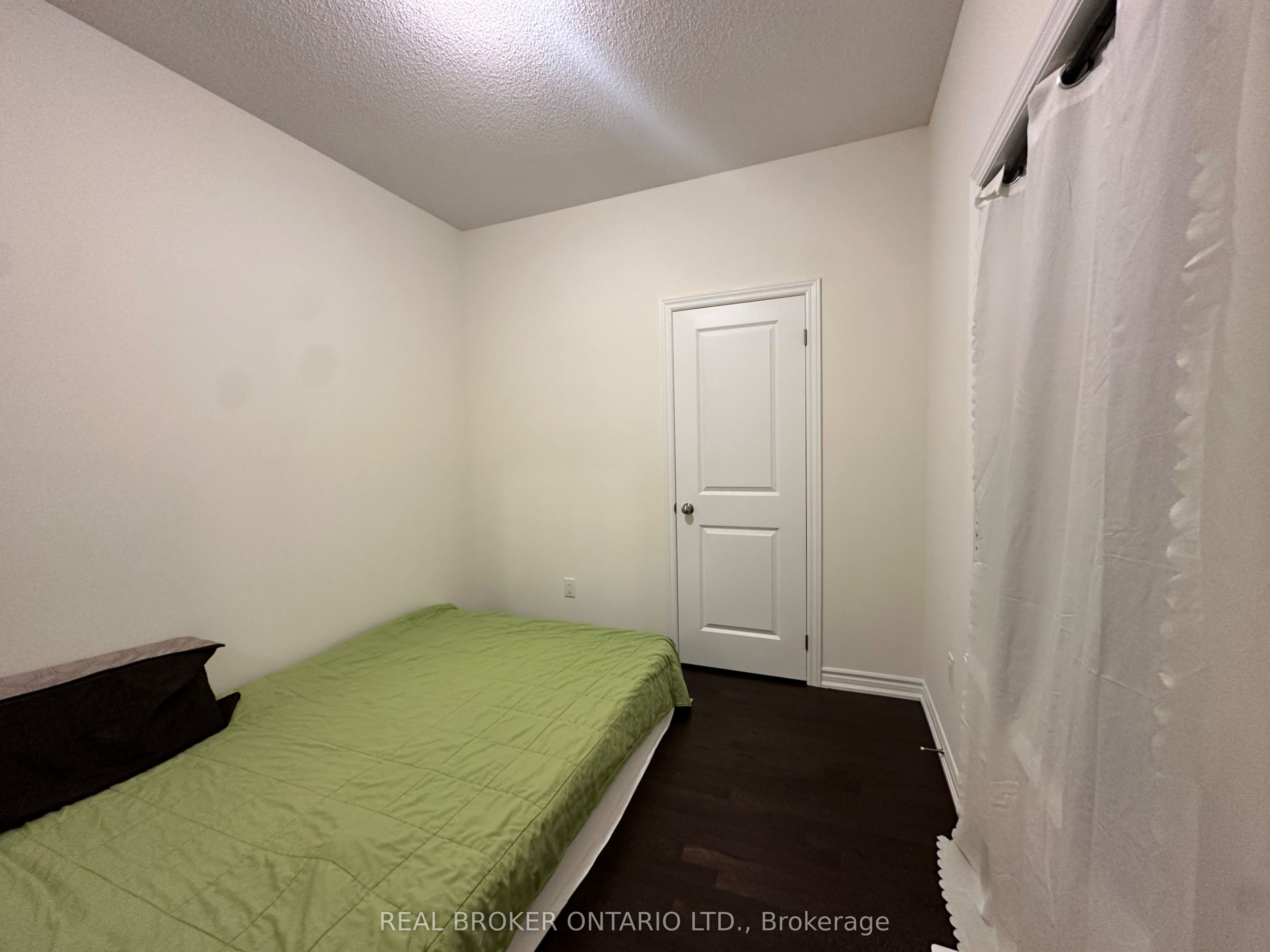 MLS #W12379028 image #16