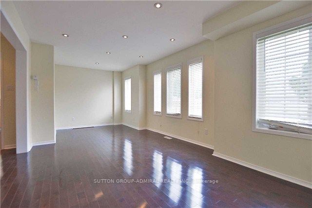 MLS #W12379146 image #4