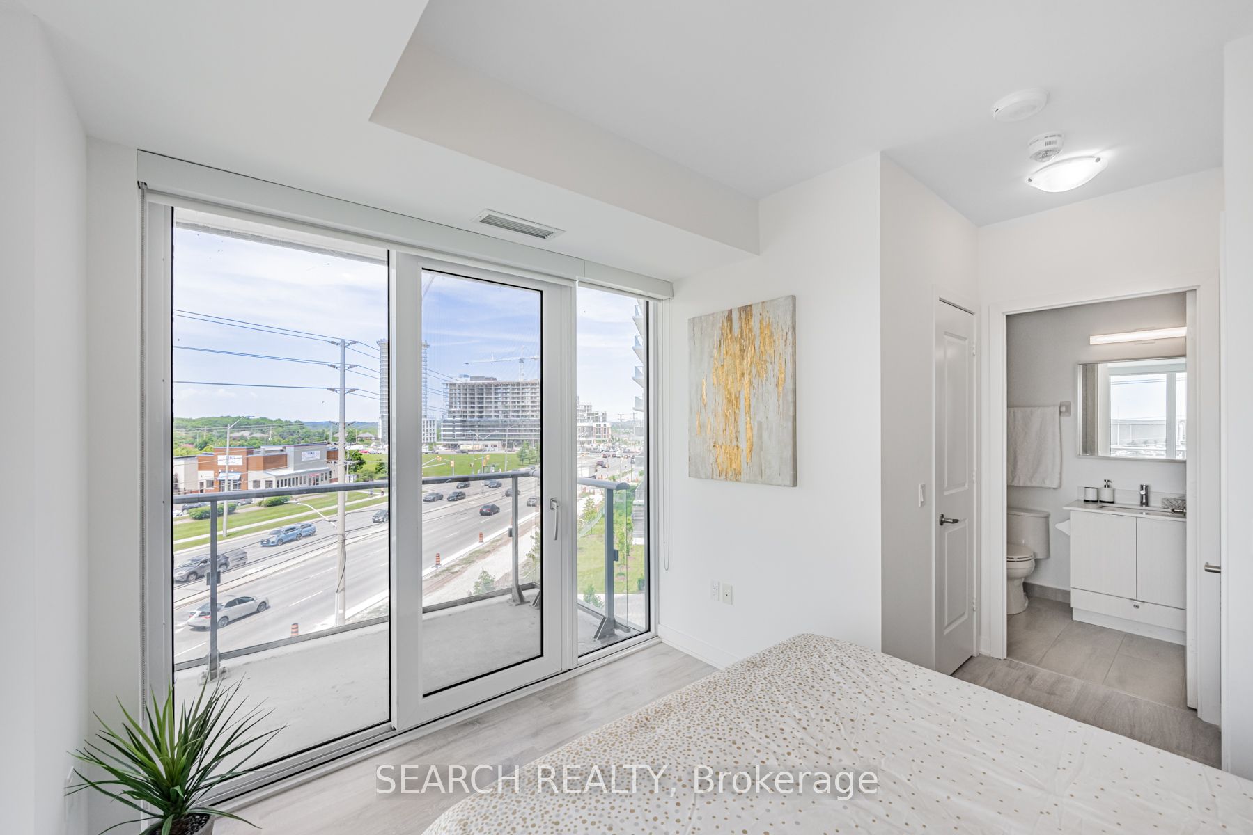 MLS #W12379769 image #13