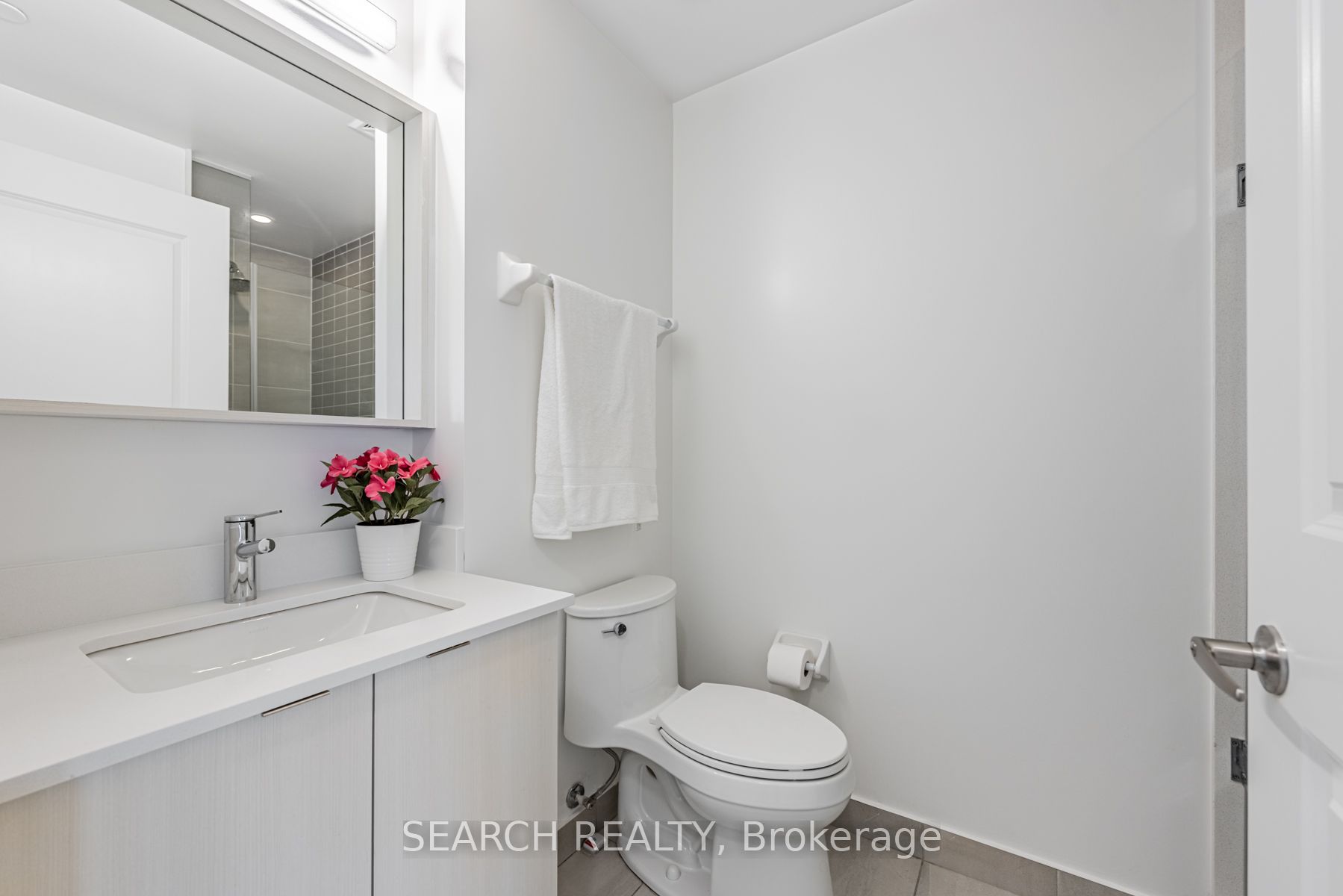 MLS #W12379769 image #8