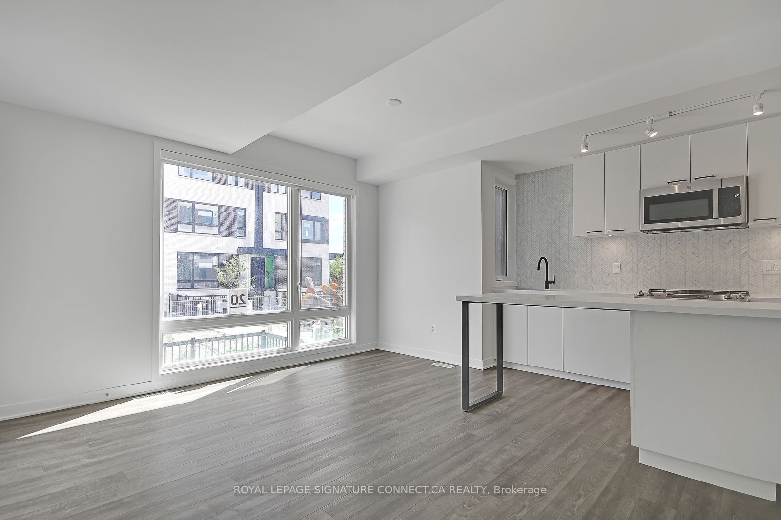 MLS #W12380476 image #7