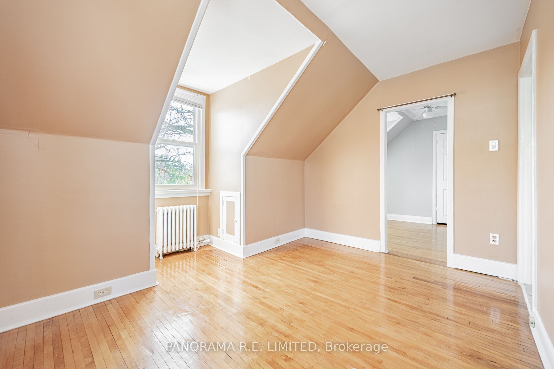 MLS #W12380658 image #5