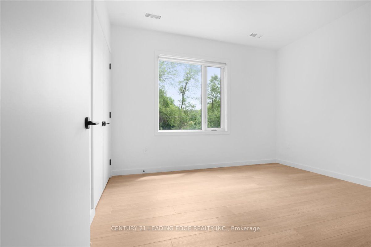 MLS #W12380821 image #15