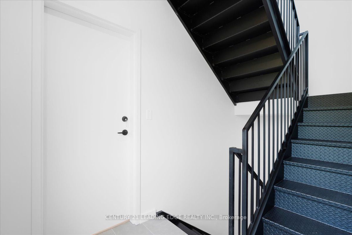 MLS #W12380821 image #3