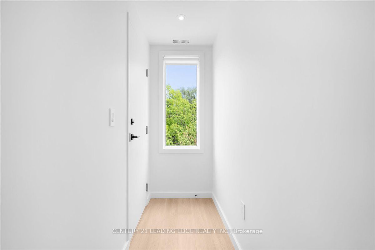 MLS #W12380821 image #4