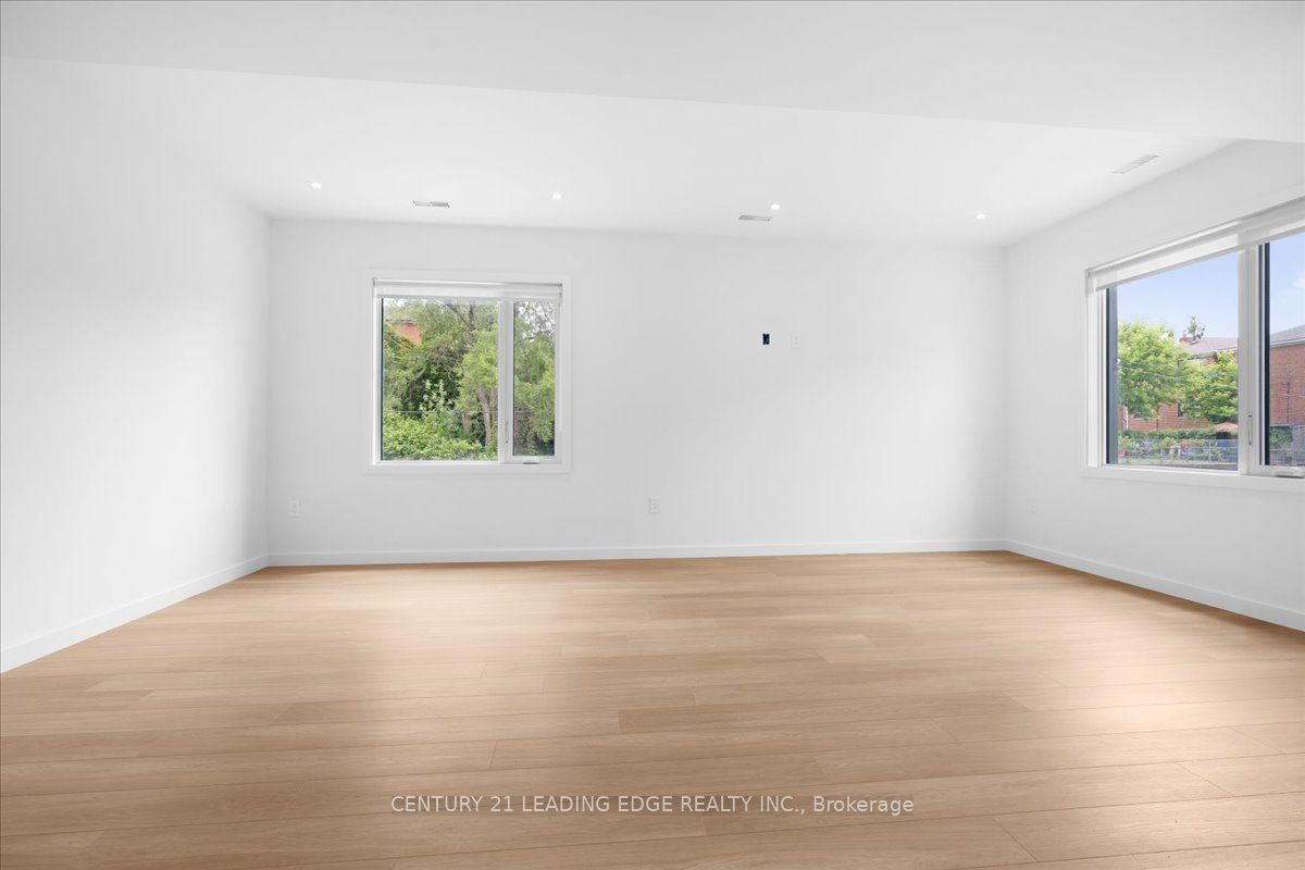 MLS #W12380821 image #6