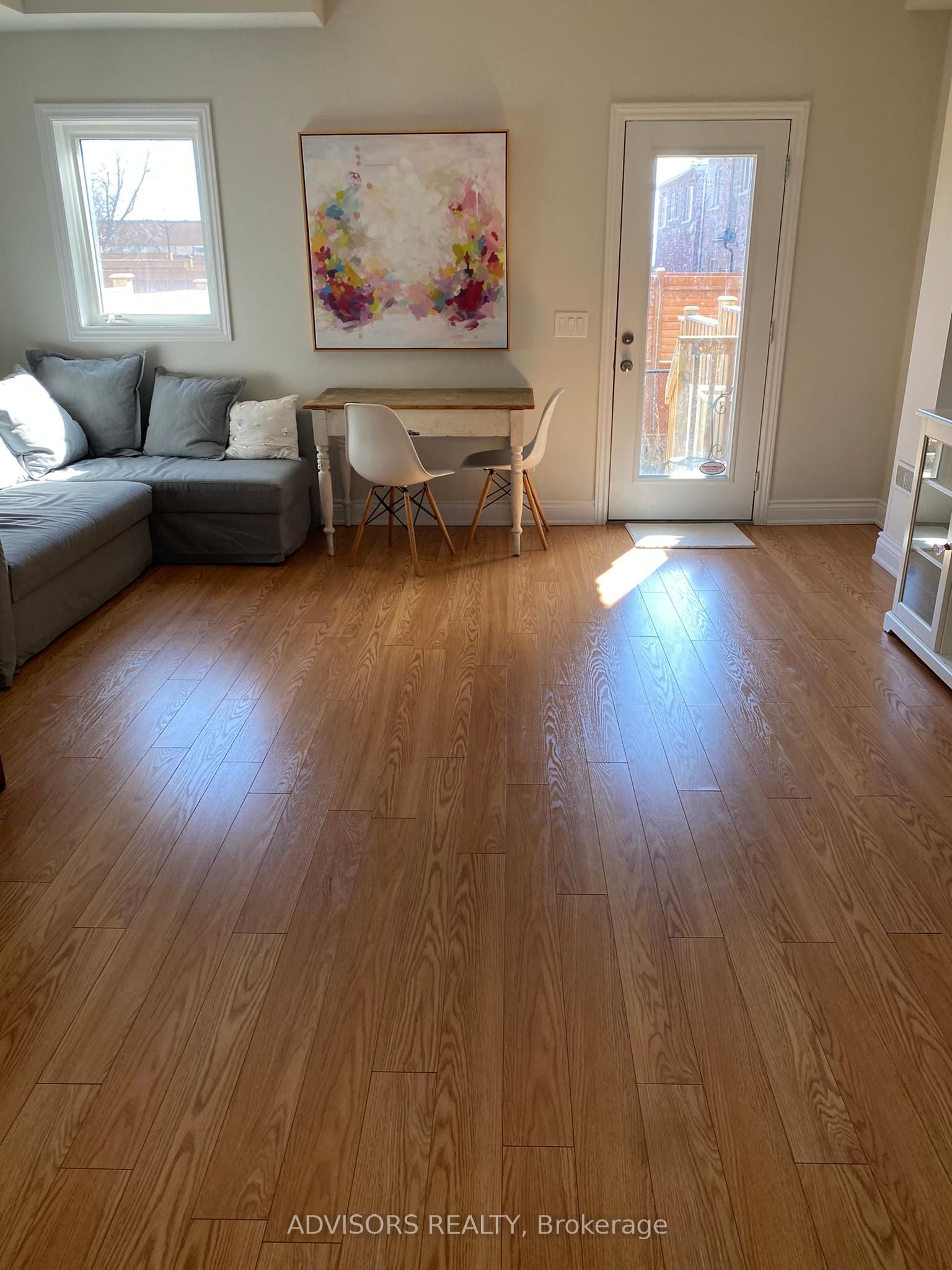 MLS #W12380827 image #1