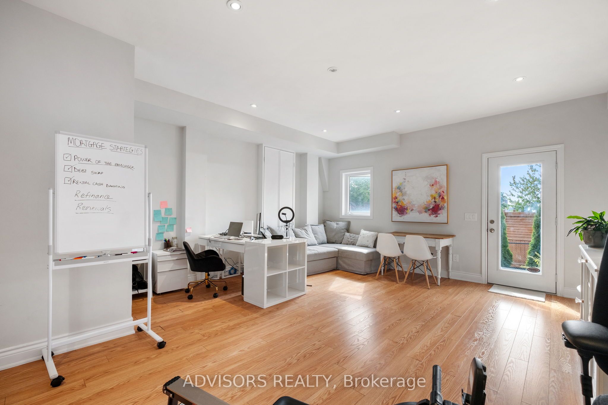 MLS #W12380827 image #33