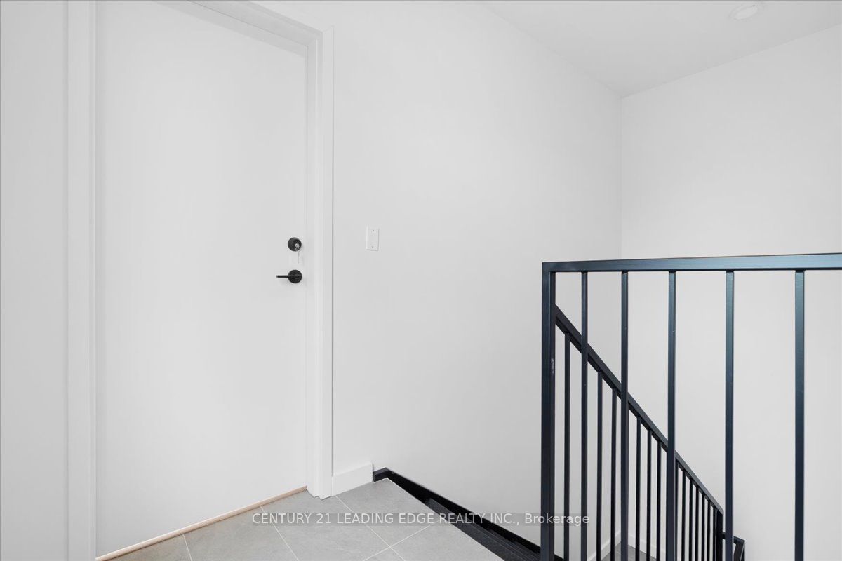 MLS #W12380836 image #3