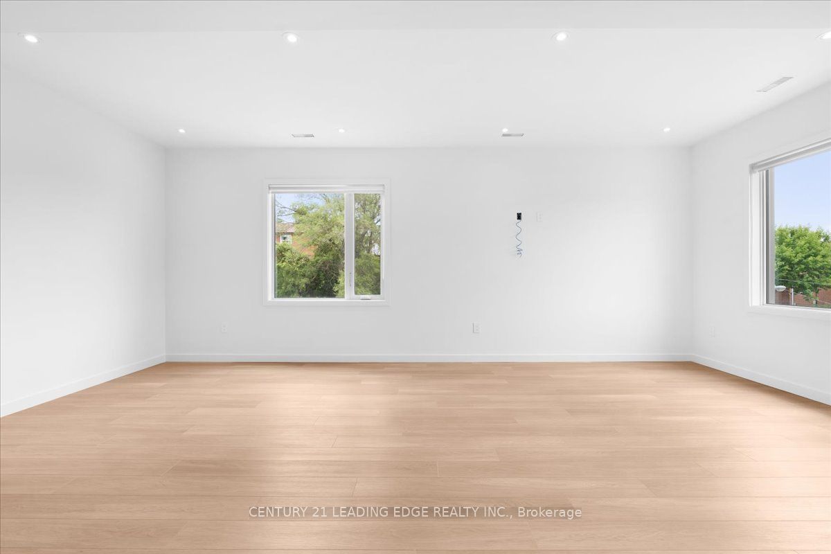 MLS #W12380836 image #6