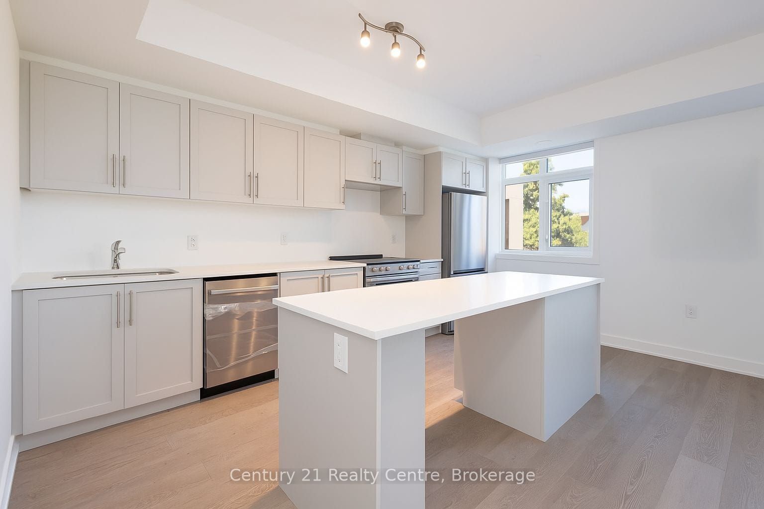 MLS #W12381457 image #4