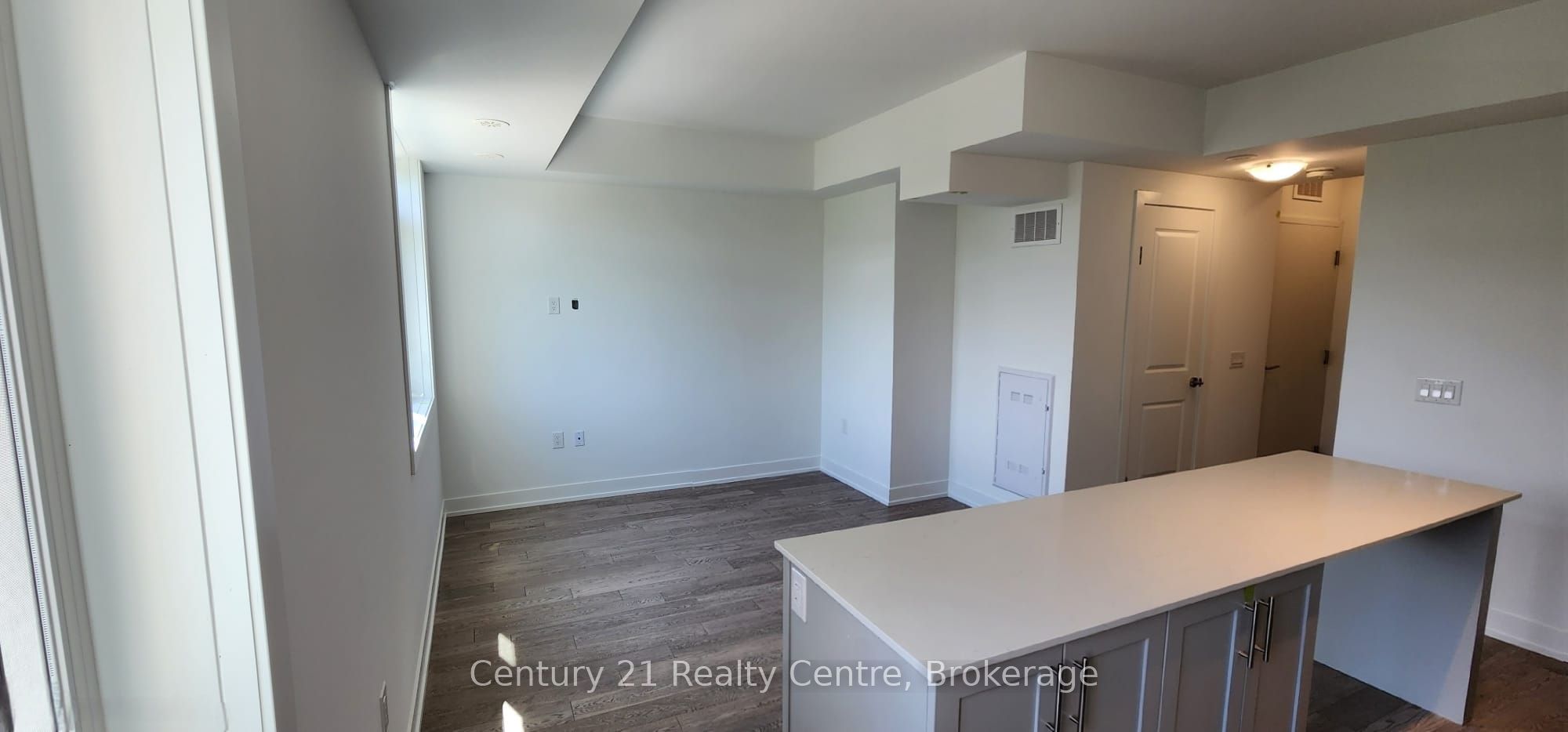 MLS #W12381457 image #5