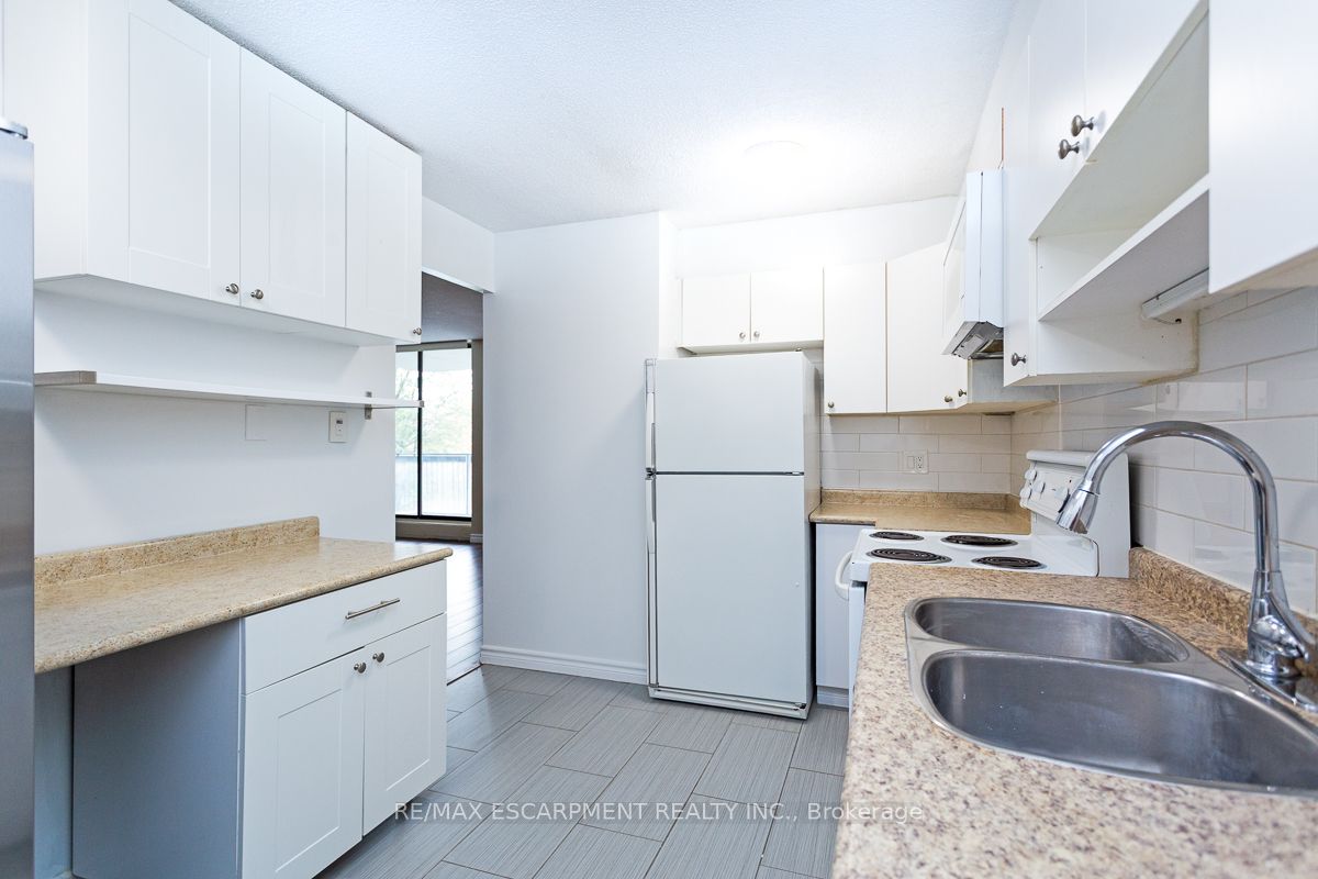 MLS #W12381594 image #12