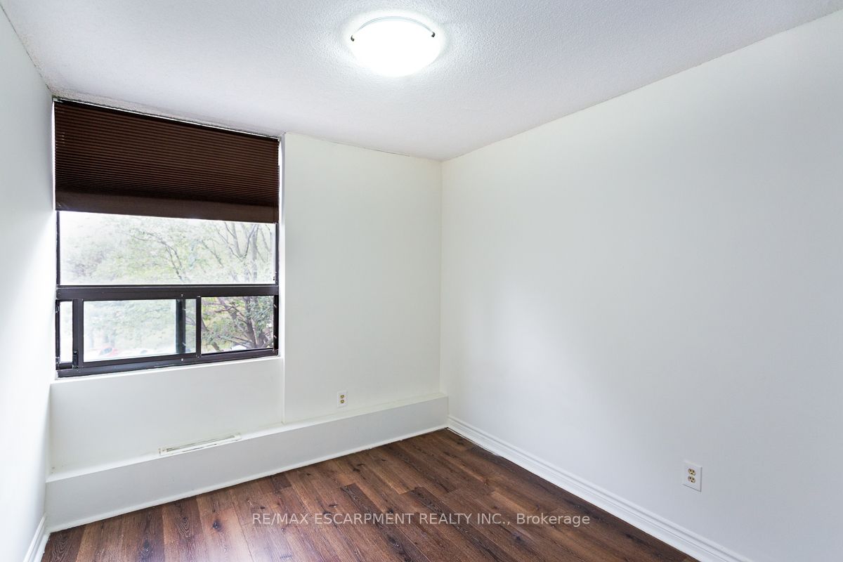 MLS #W12381594 image #15