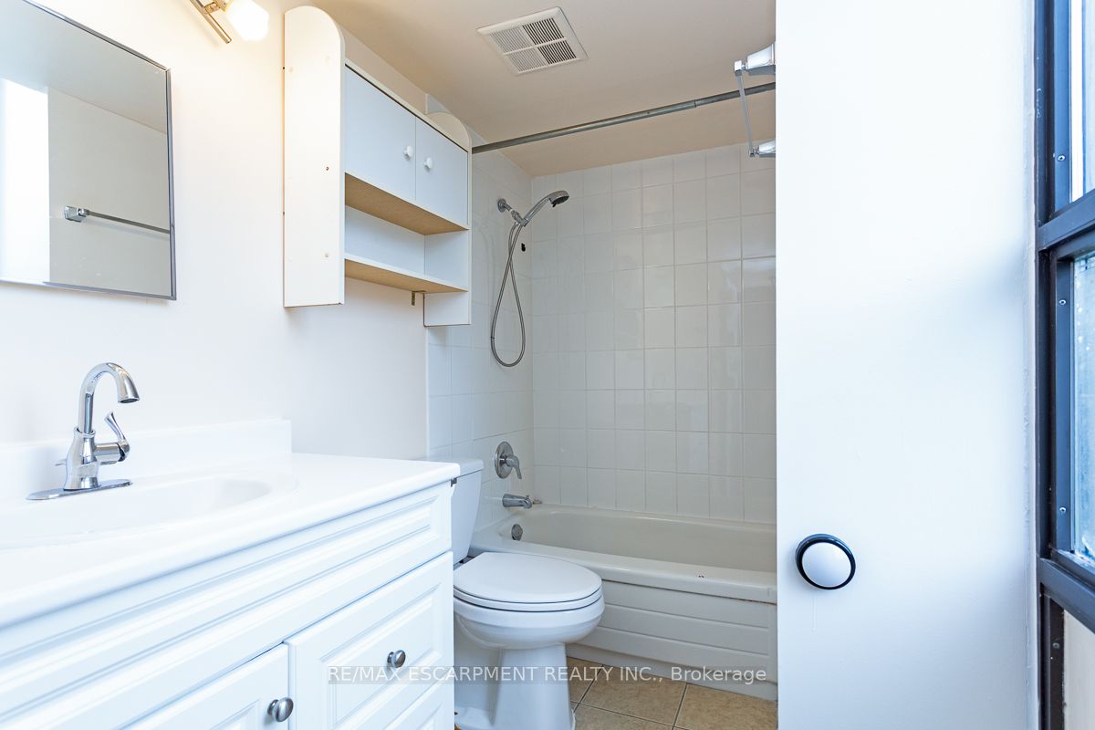 MLS #W12381594 image #21