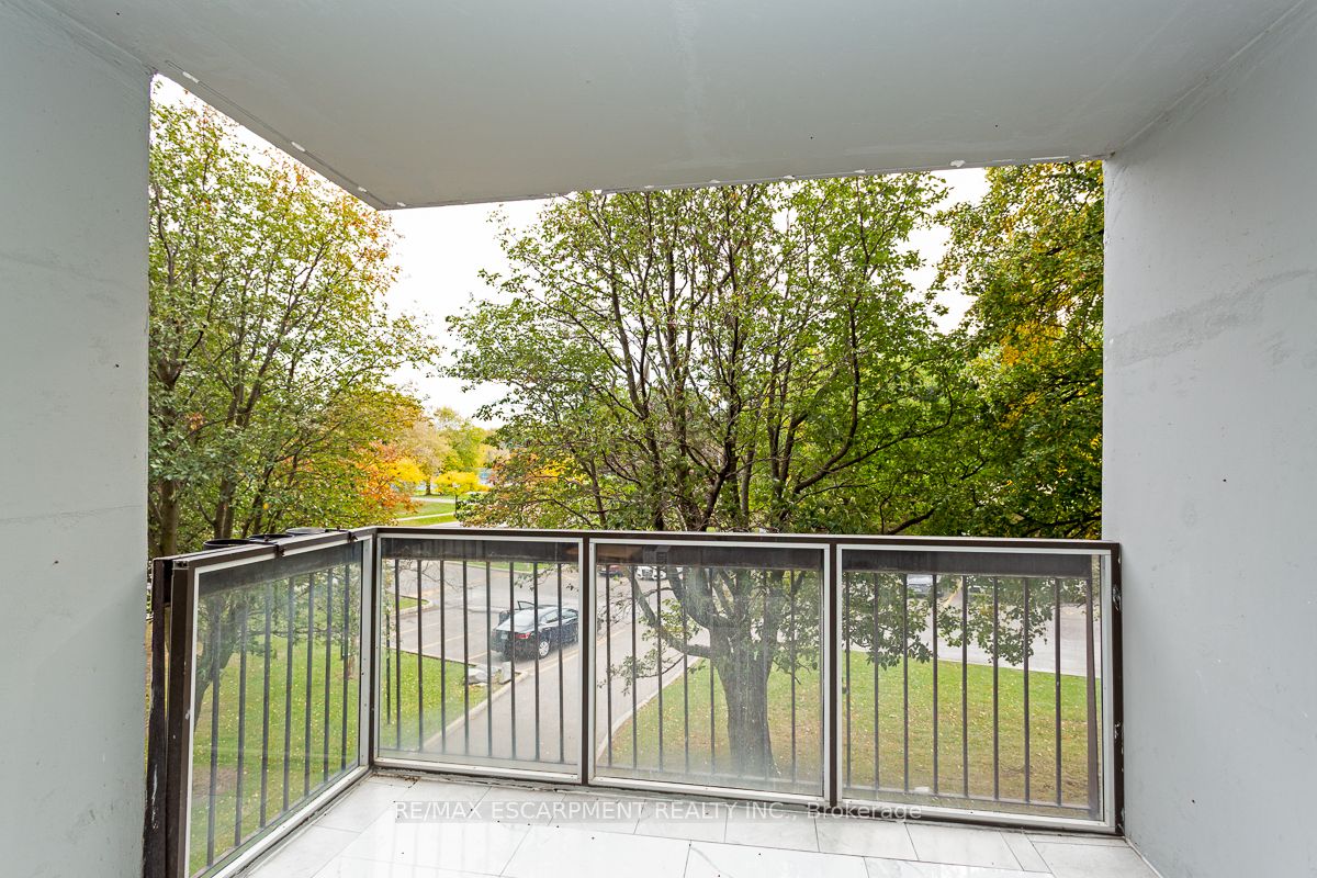 MLS #W12381594 image #28