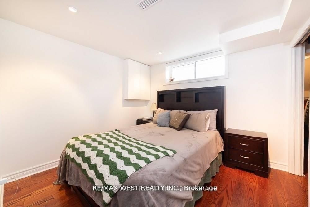 MLS #W12381840 image #4