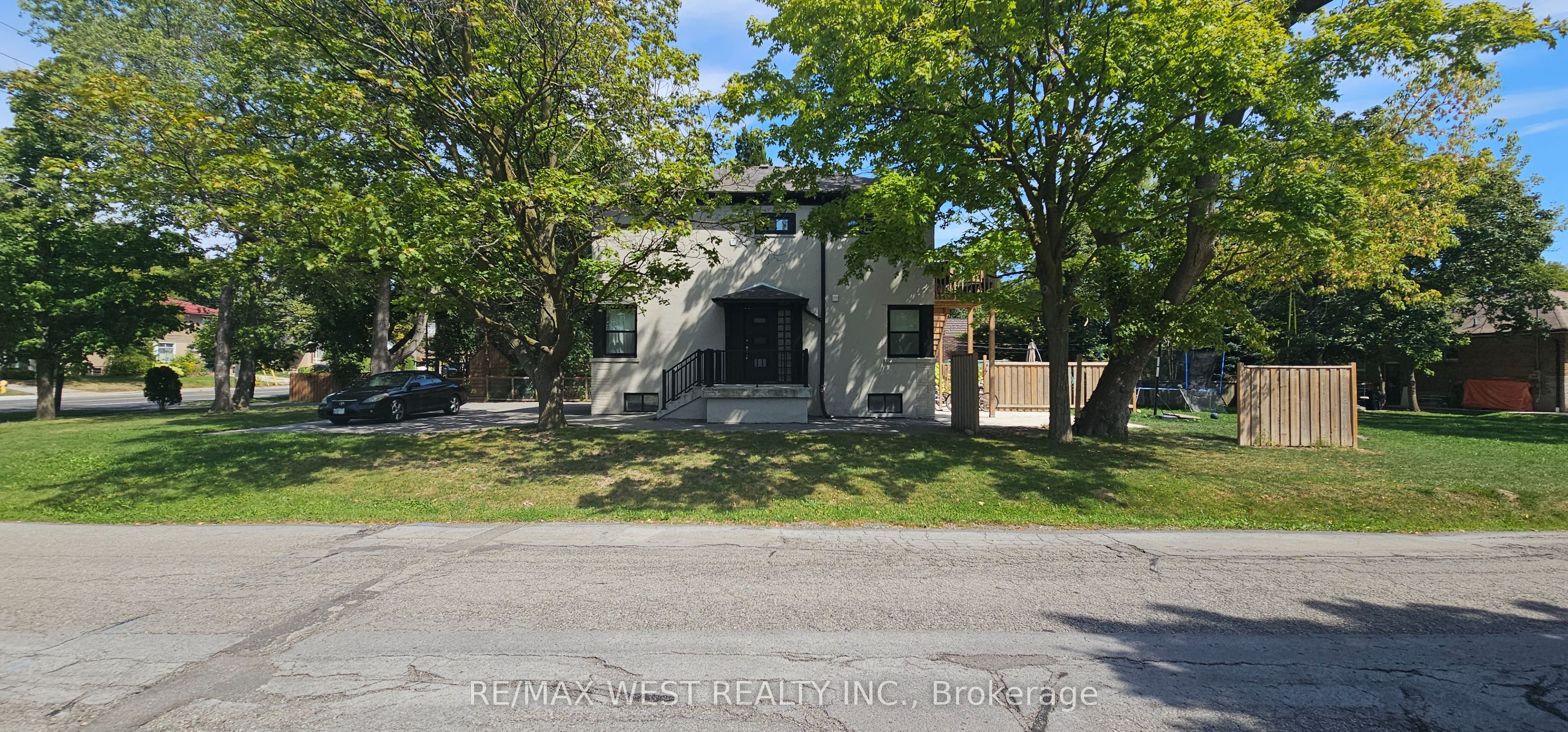 MLS #W12381917 image #3