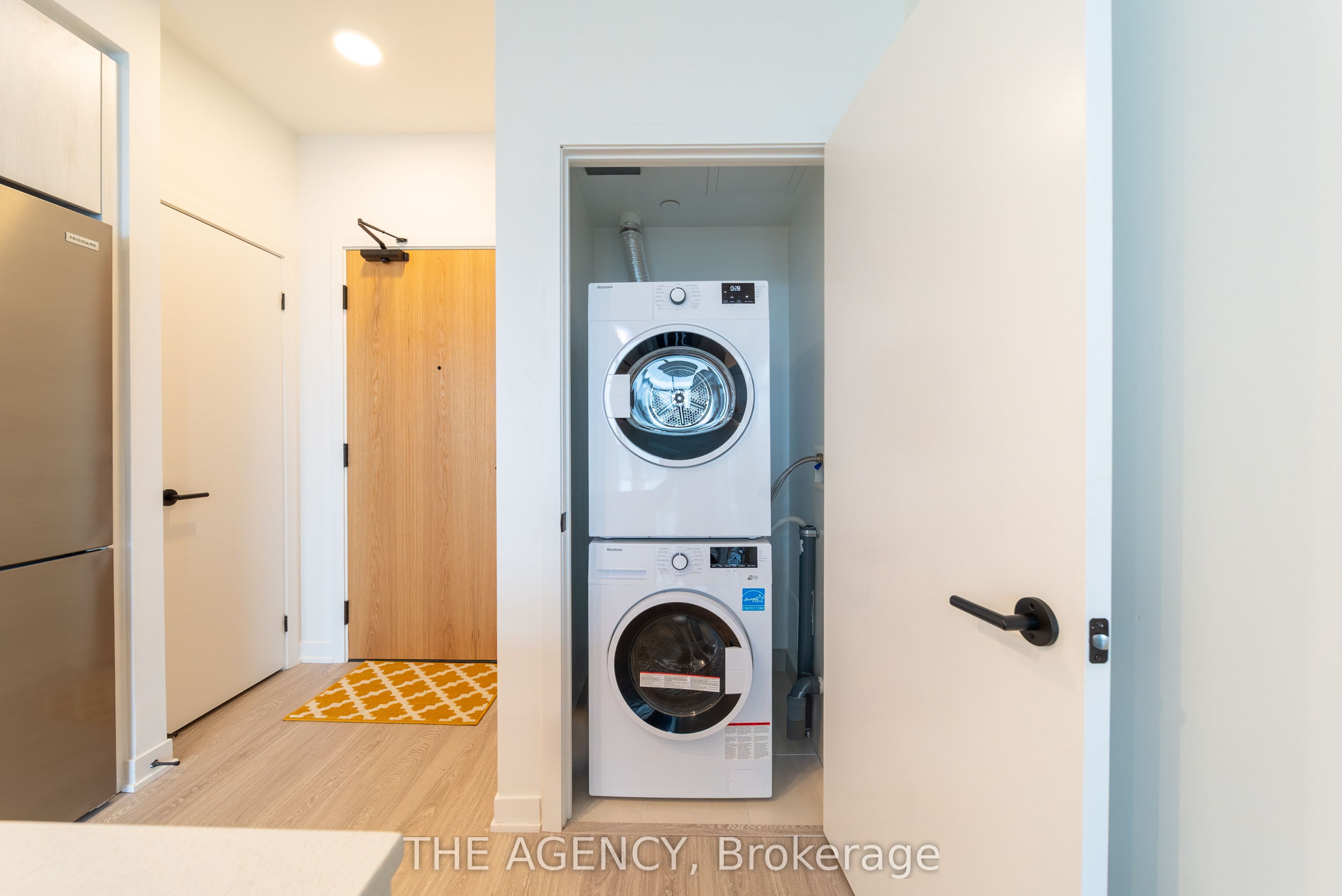 MLS #W12382109 image #12