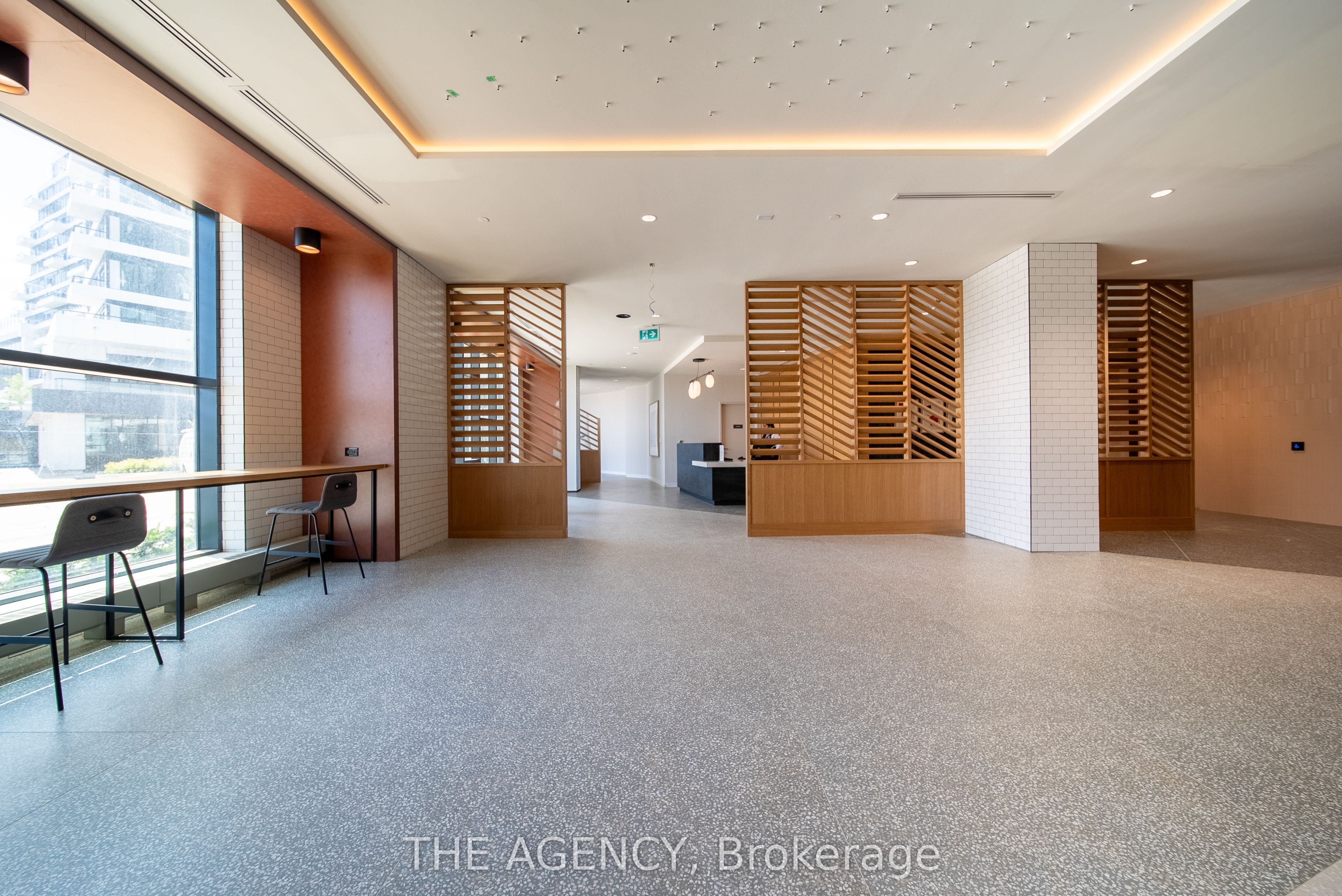 MLS #W12382109 image #17