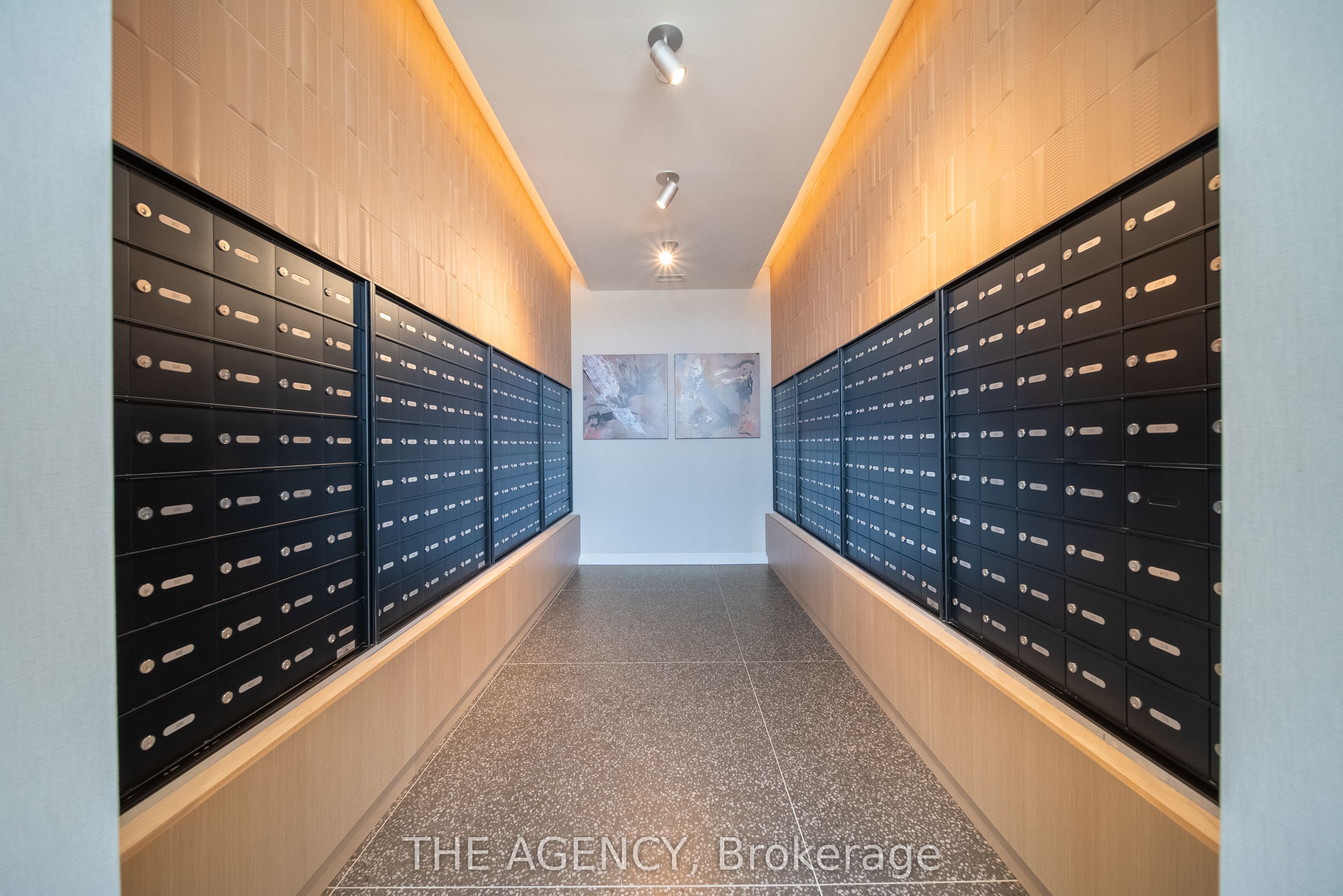 MLS #W12382109 image #21