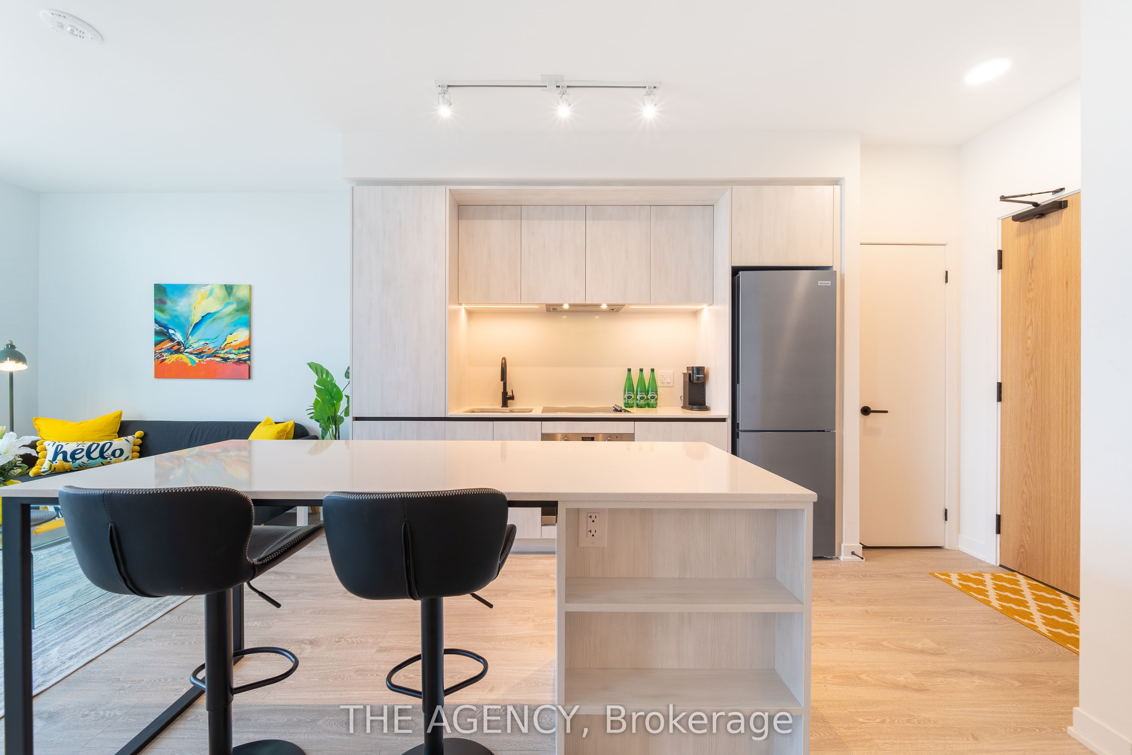 MLS #W12382109 image #7