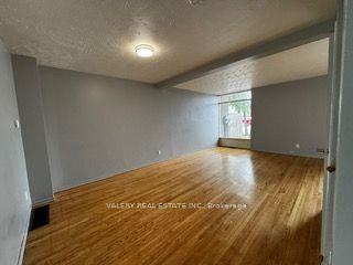 MLS #W12382268 image #3