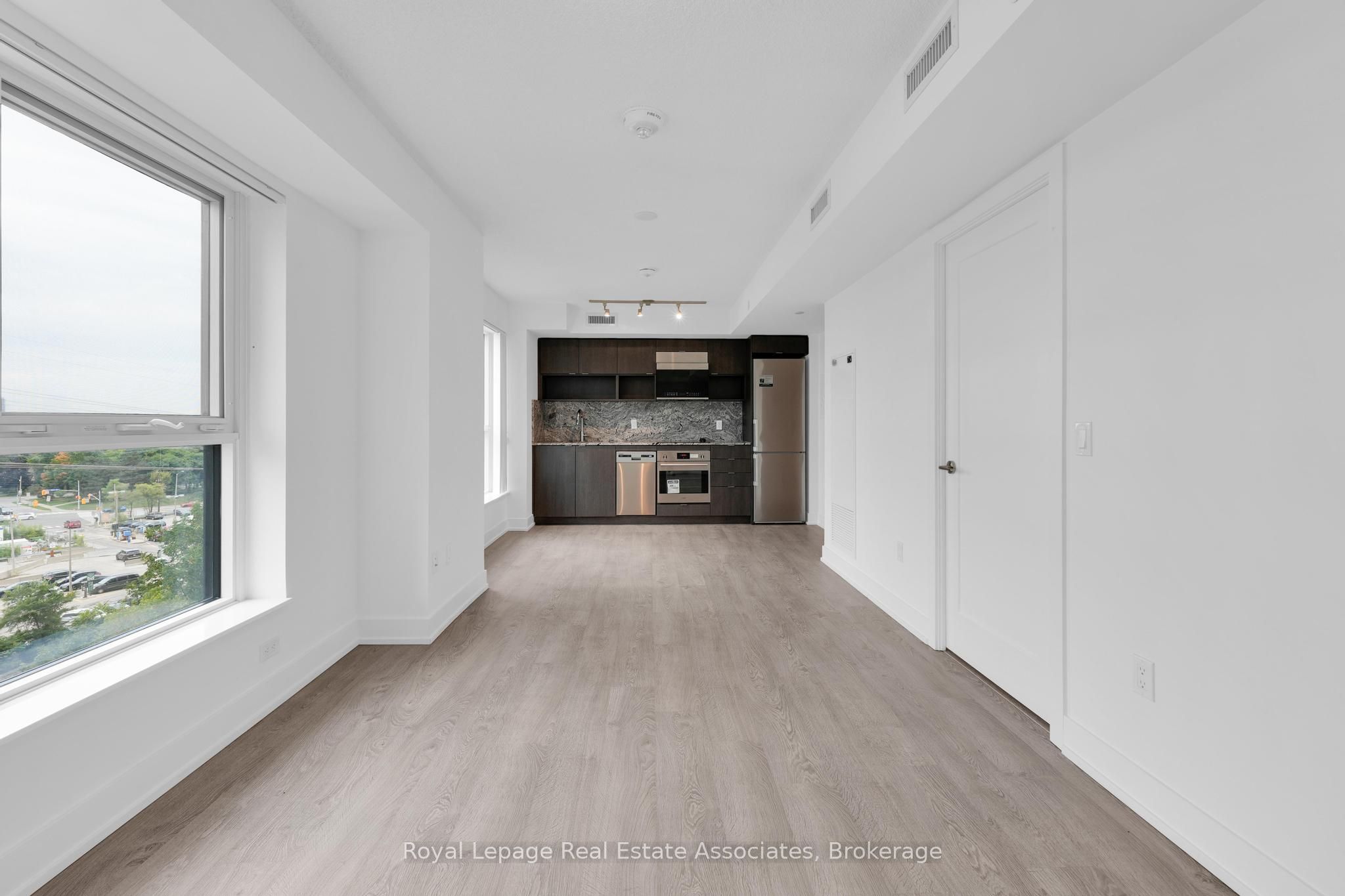 MLS #W12382374 image #11