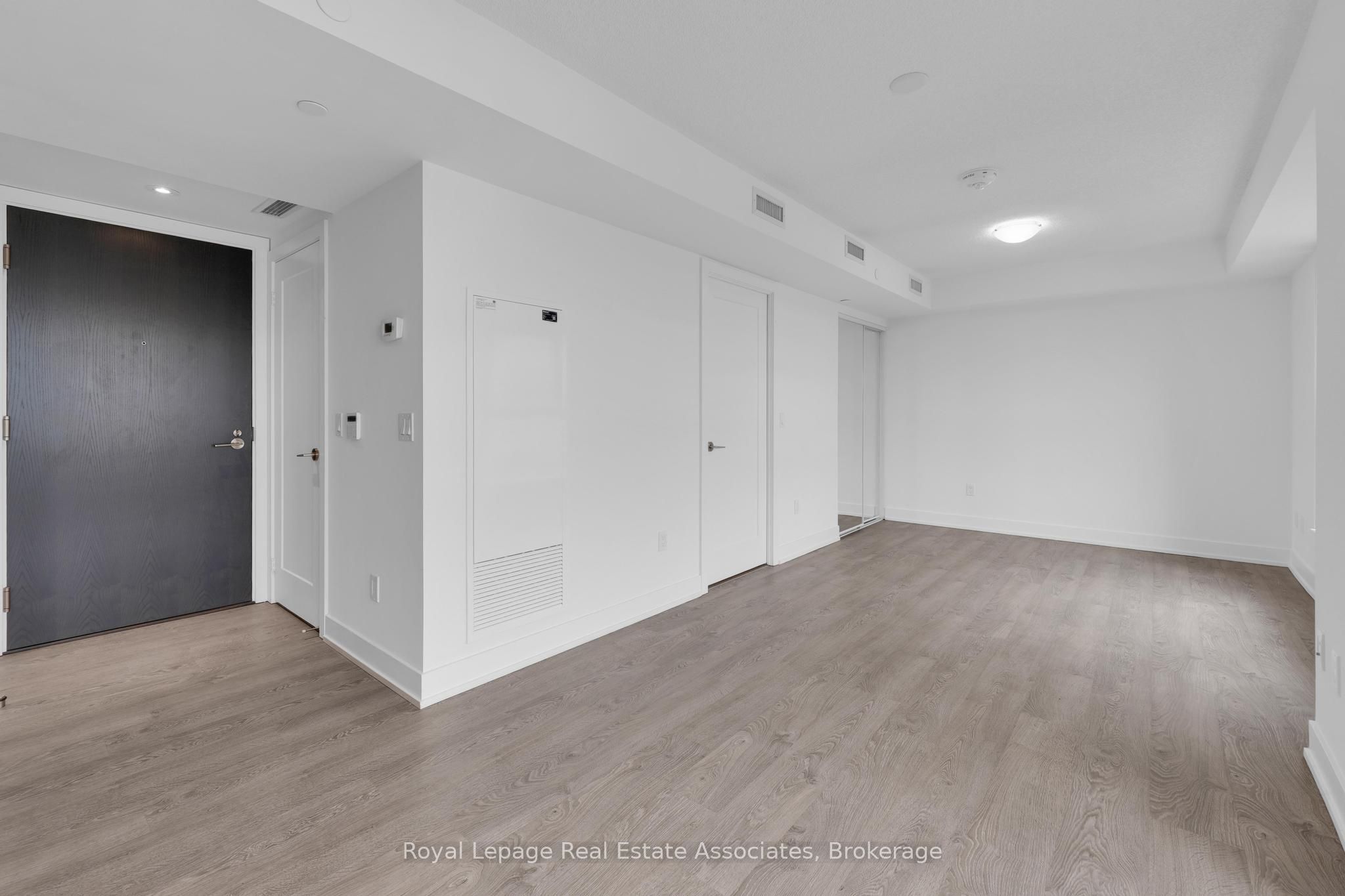 MLS #W12382374 image #2