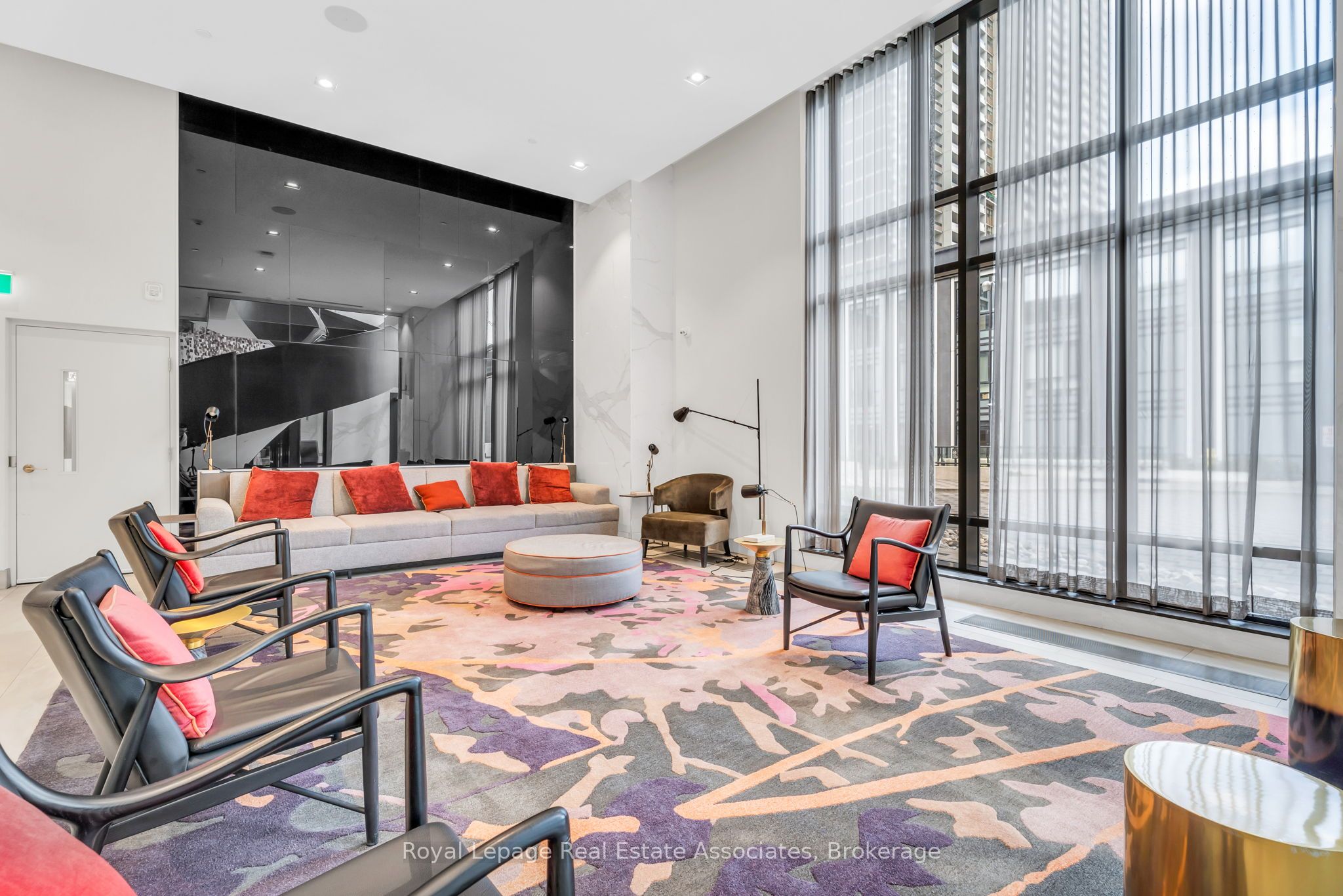 MLS #W12382374 image #22