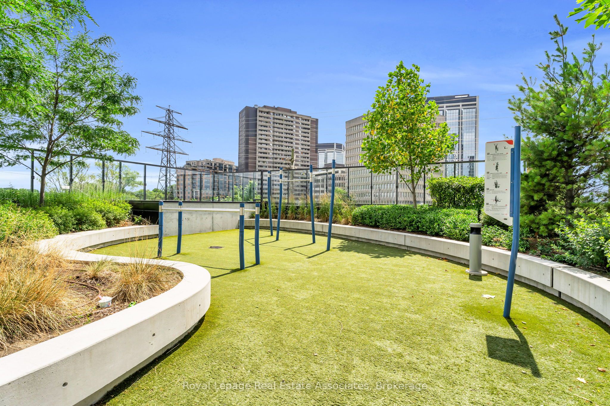 MLS #W12382374 image #30