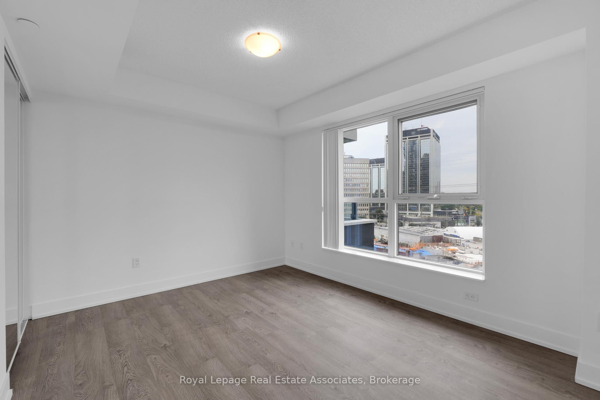 MLS #W12382374 image #9