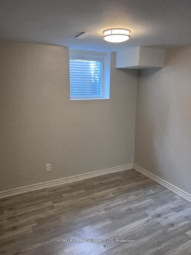 MLS #W12382468 image #15