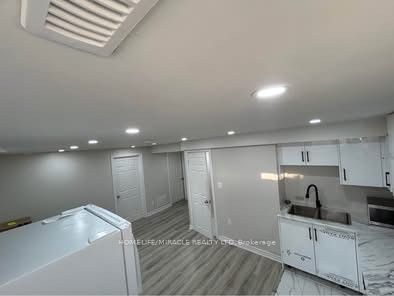 MLS #W12382468 image #7