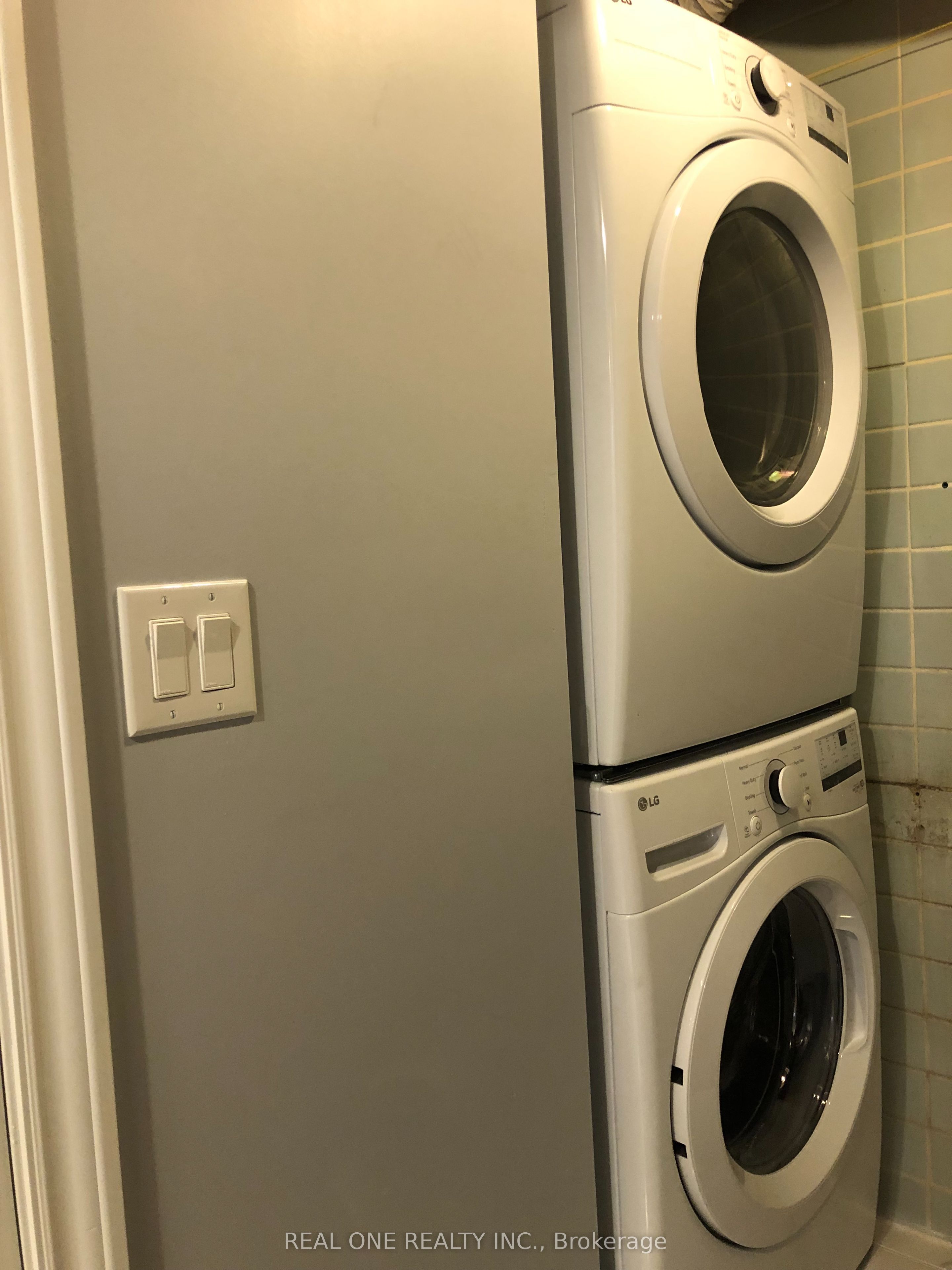 MLS #W12382753 image #16