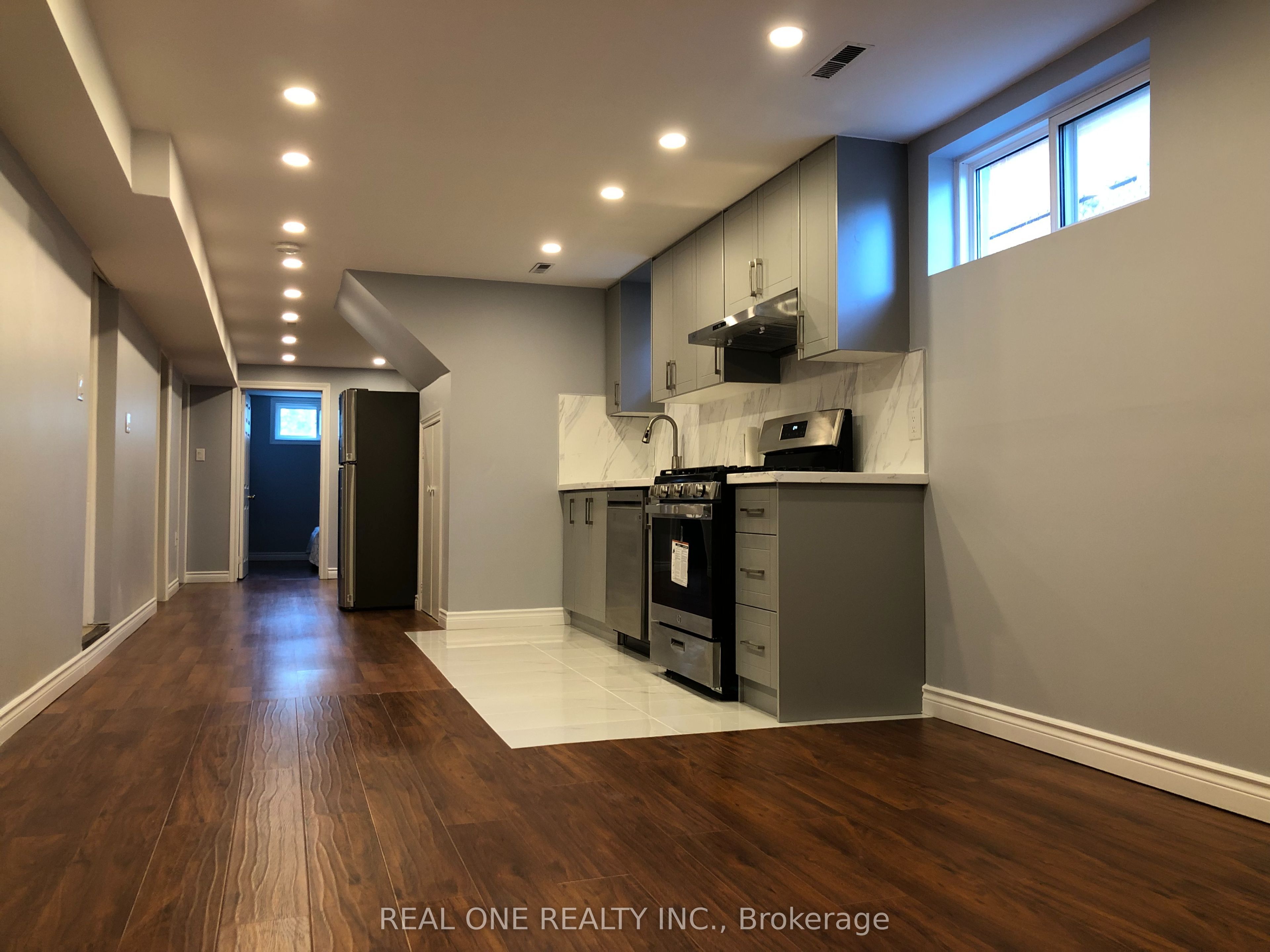 MLS #W12382753 image #3