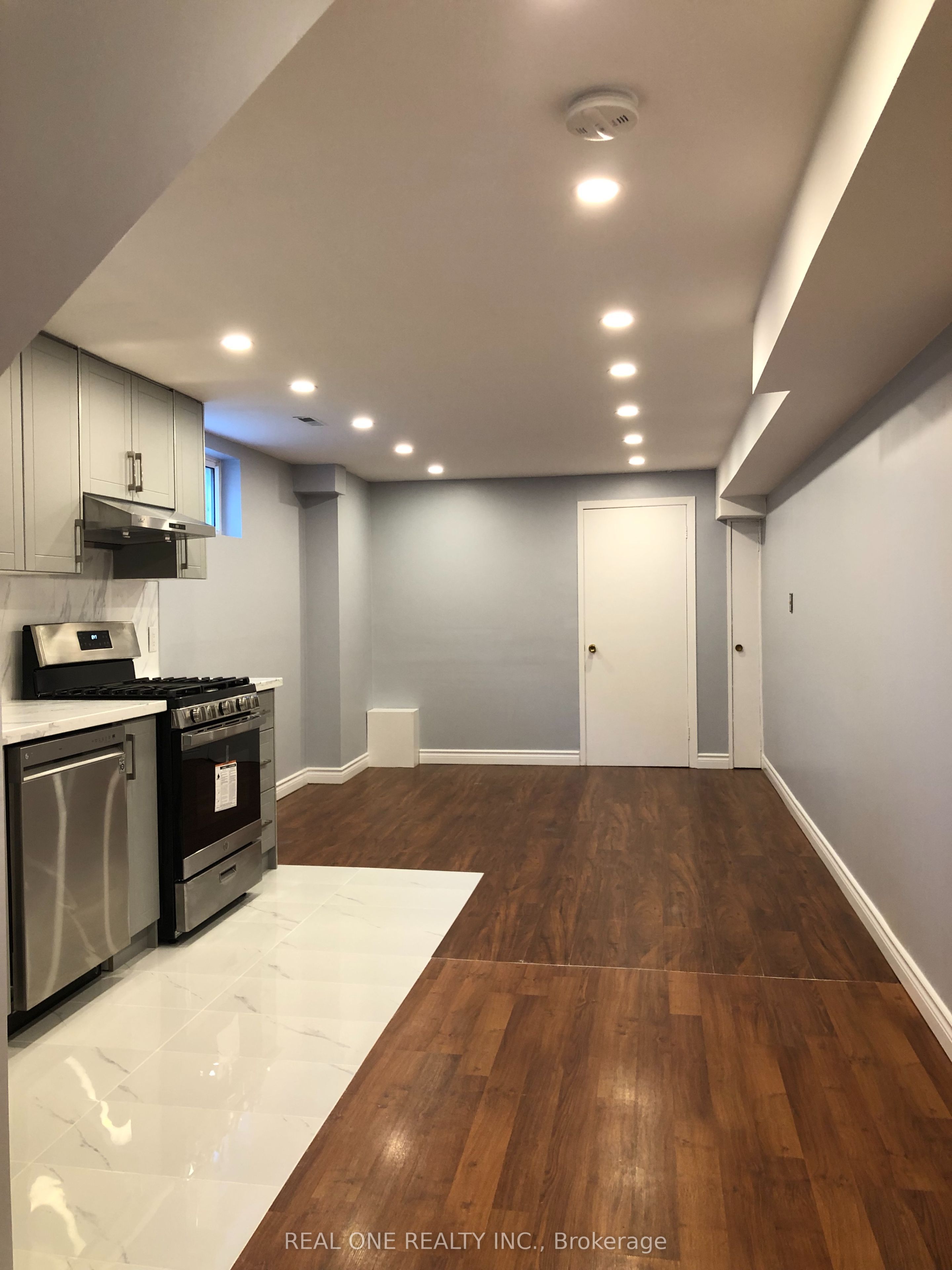 MLS #W12382753 image #6