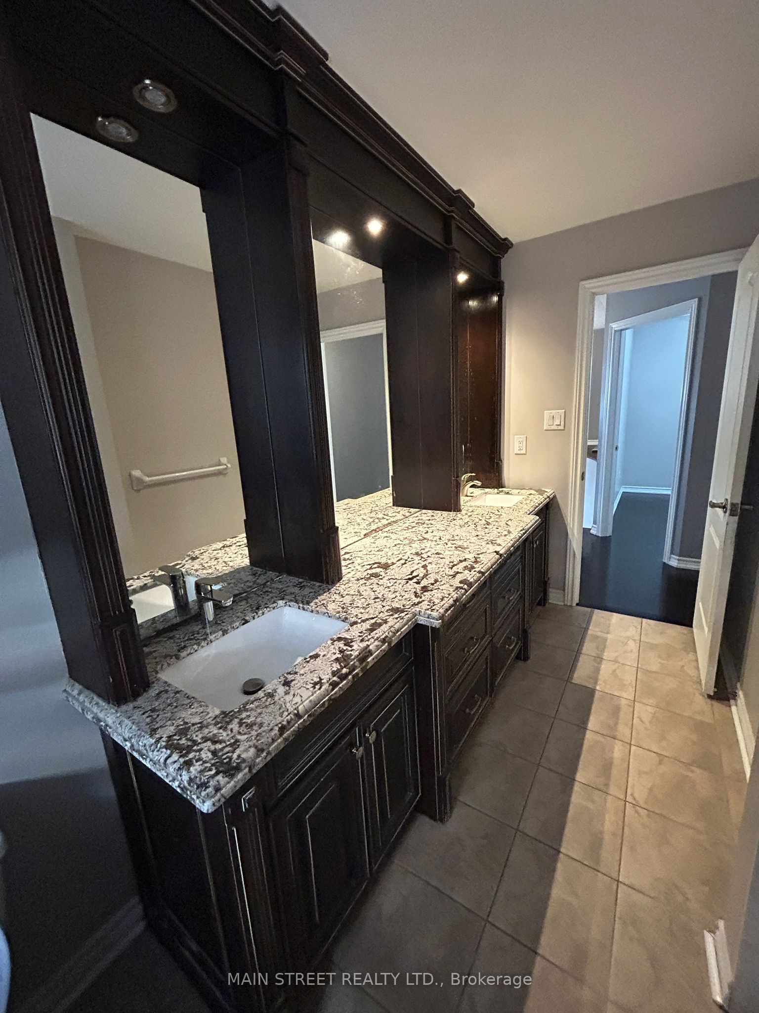 MLS #W12382770 image #19