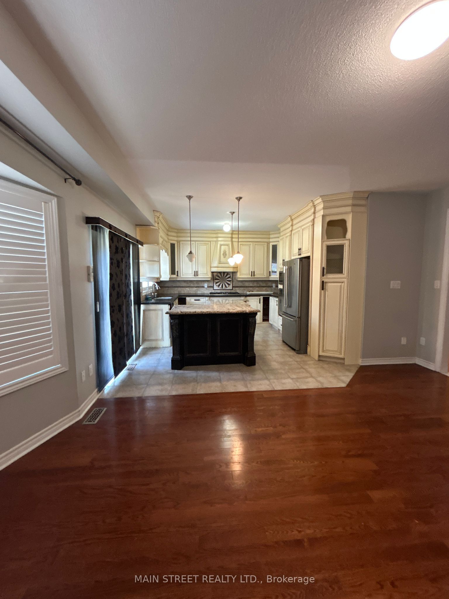 MLS #W12382770 image #7