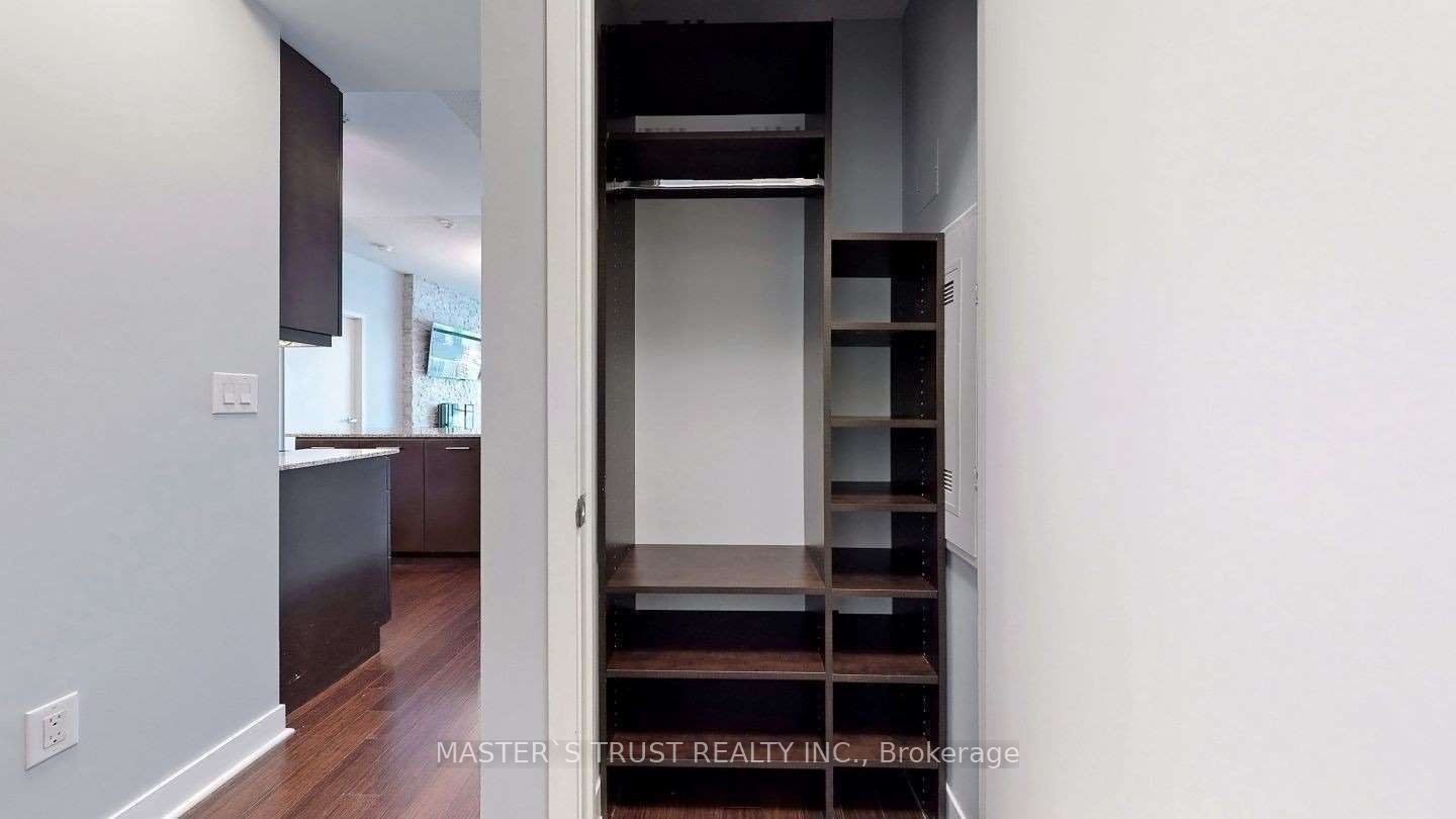 MLS #W12382835 image #14