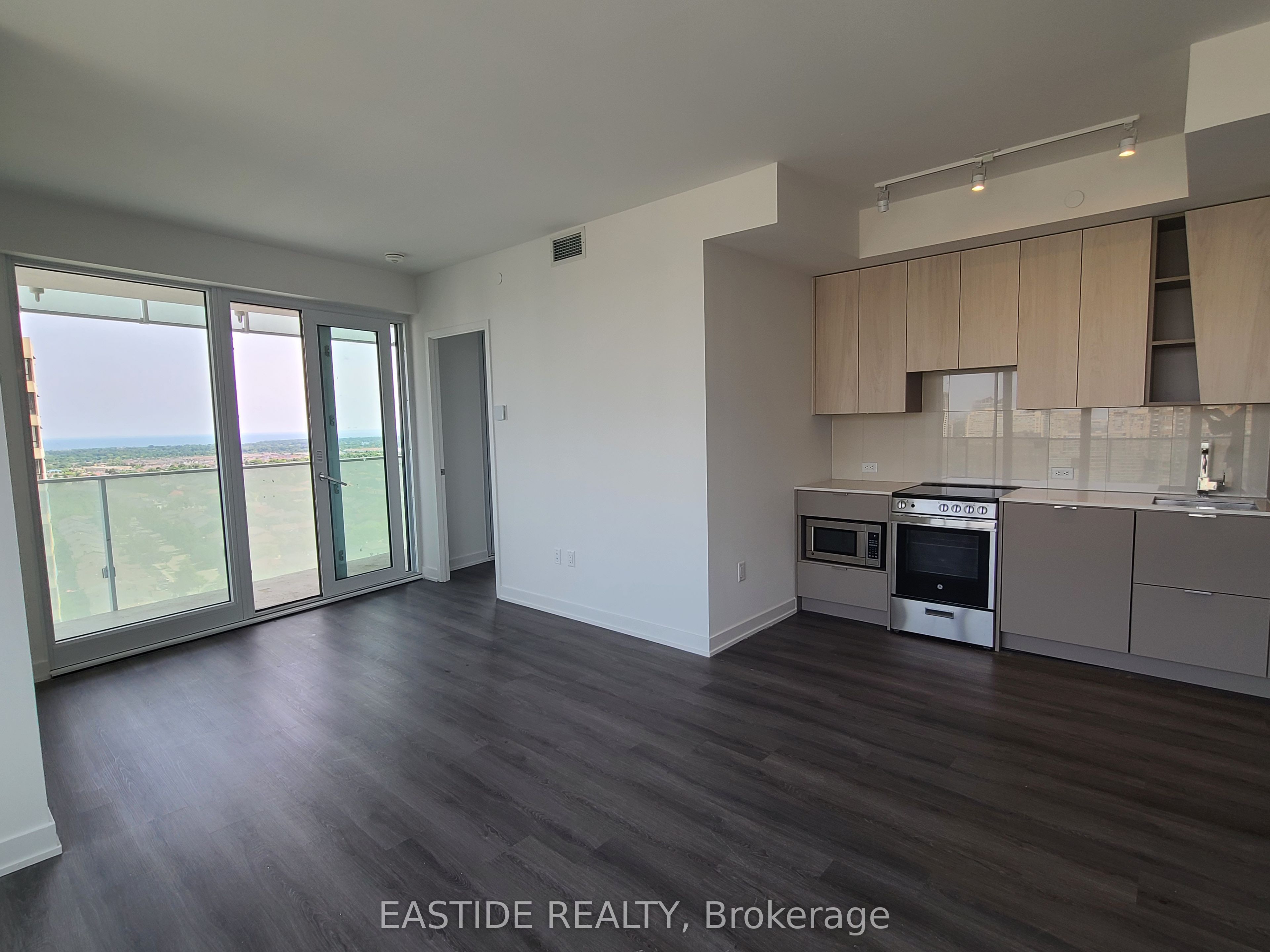 MLS #W12382951 image #3