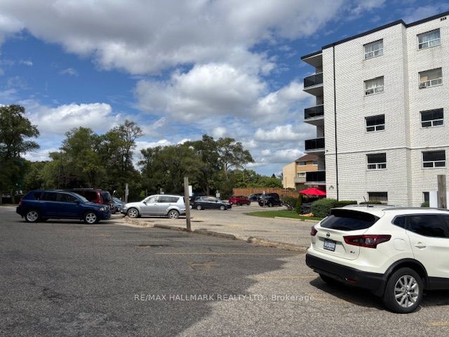 MLS #W12383182 image #13