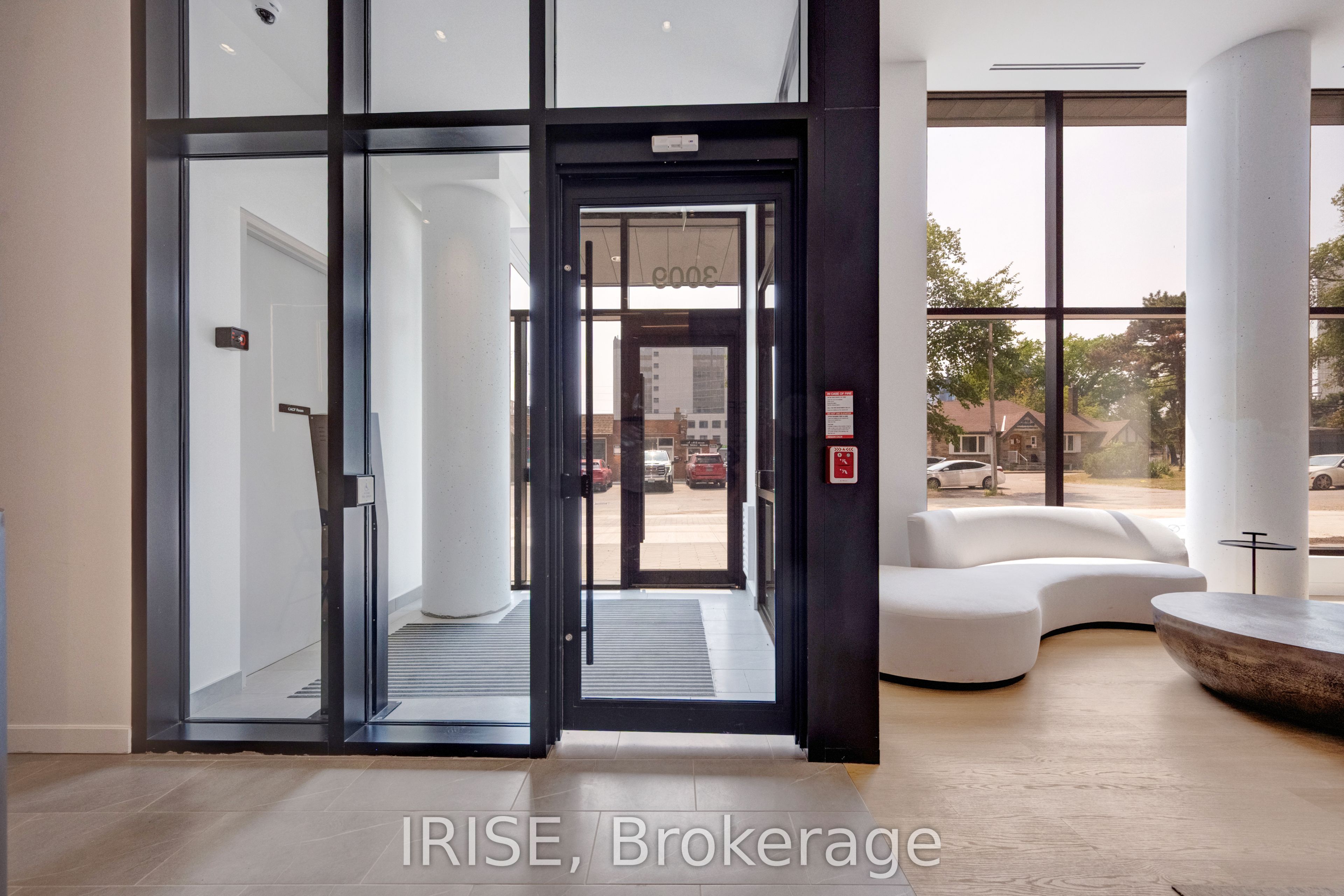 MLS #W12383396 image #1