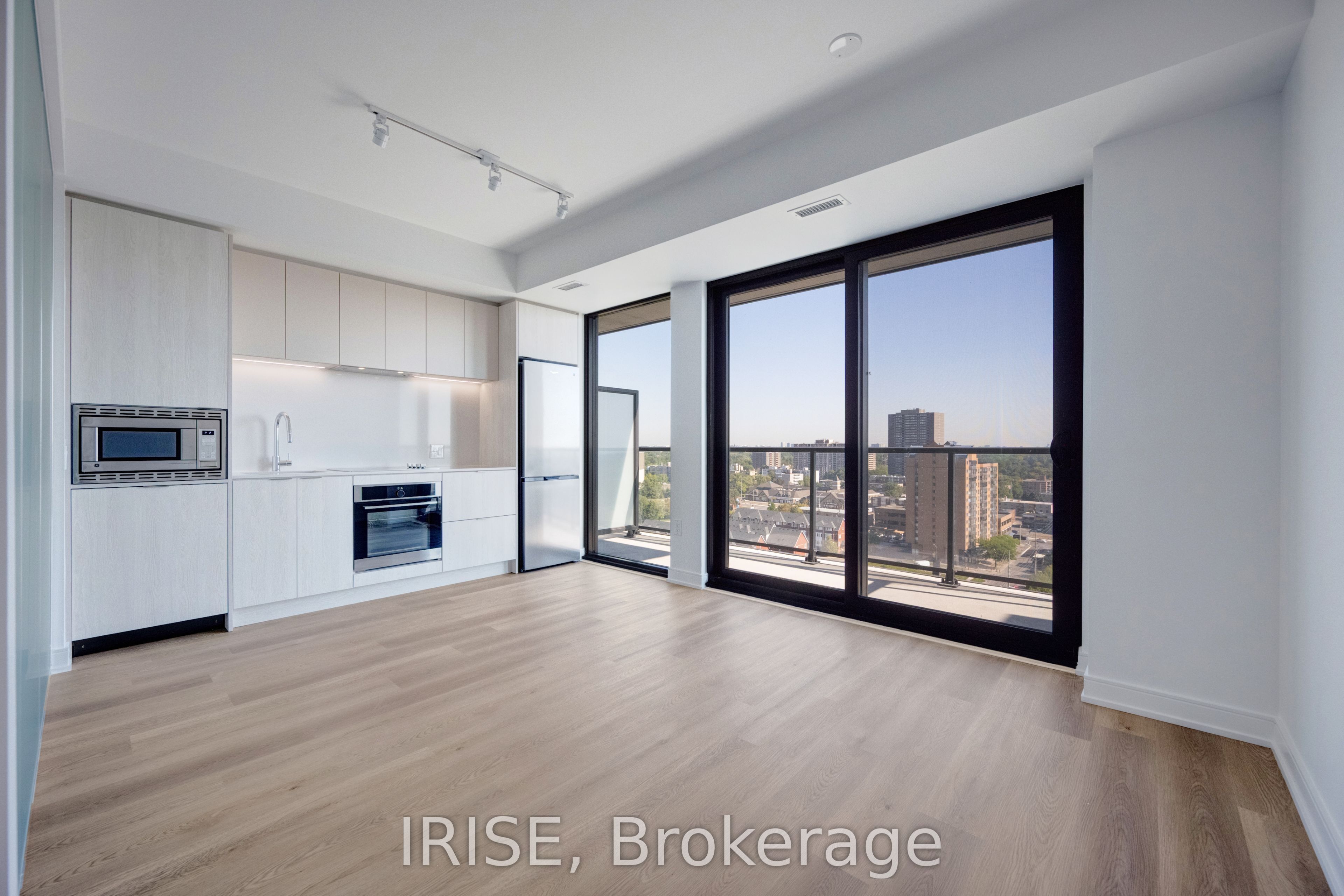 MLS #W12383396 image #2