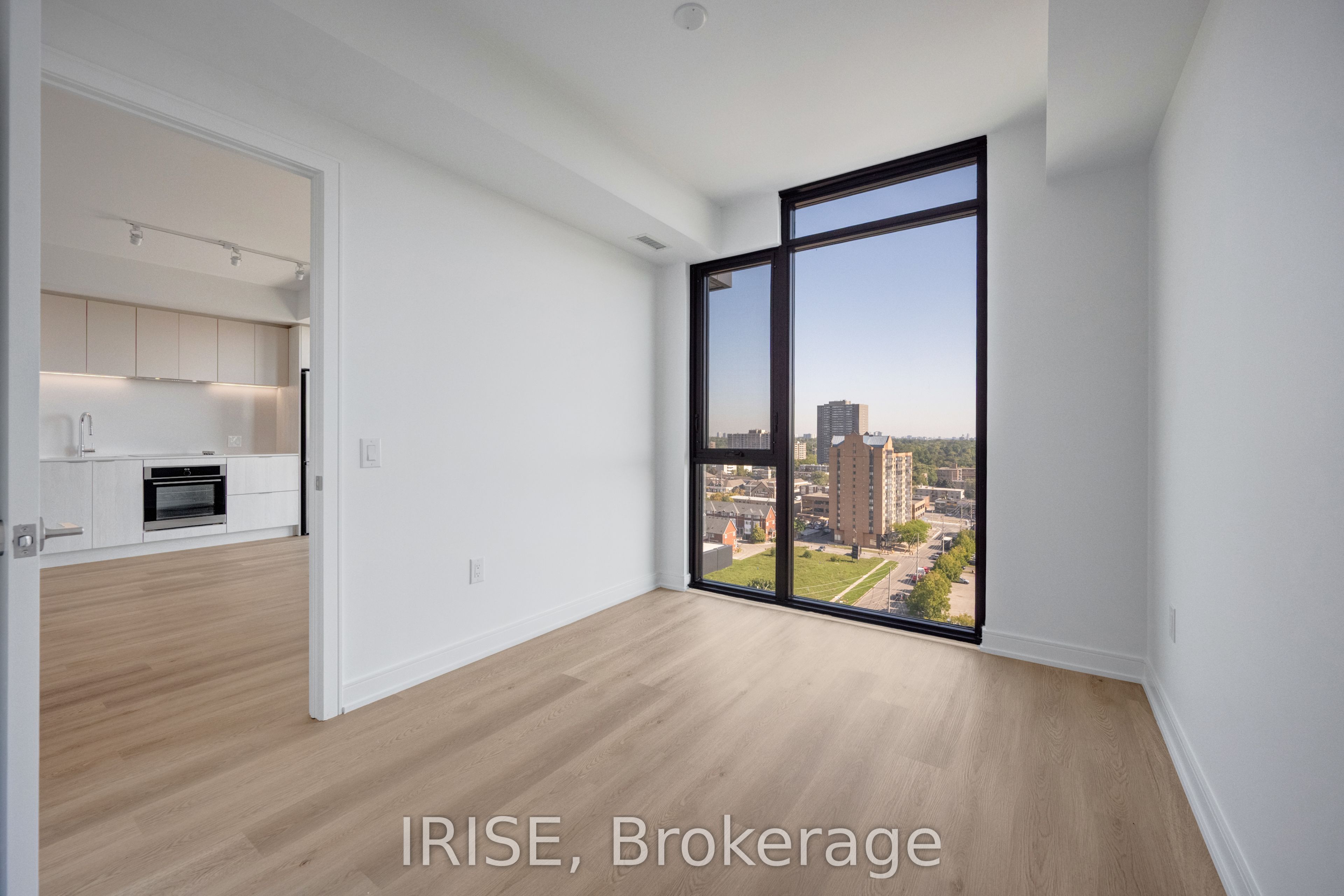 MLS #W12383396 image #7