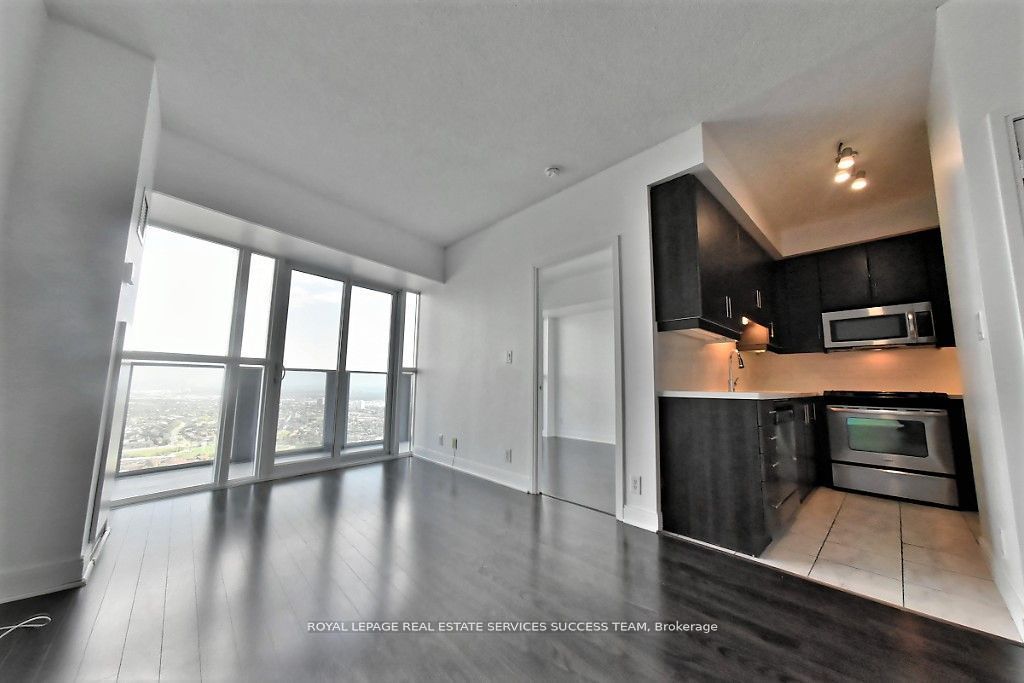 MLS #W12383775 image #8