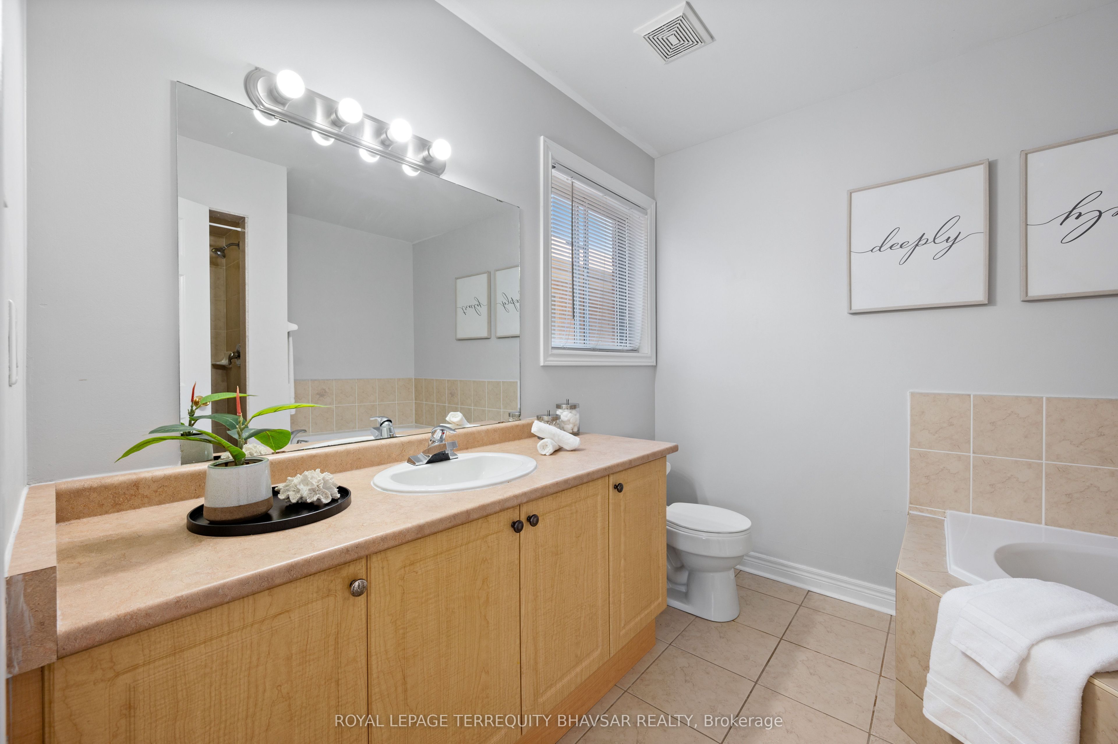 MLS #W12384011 image #27