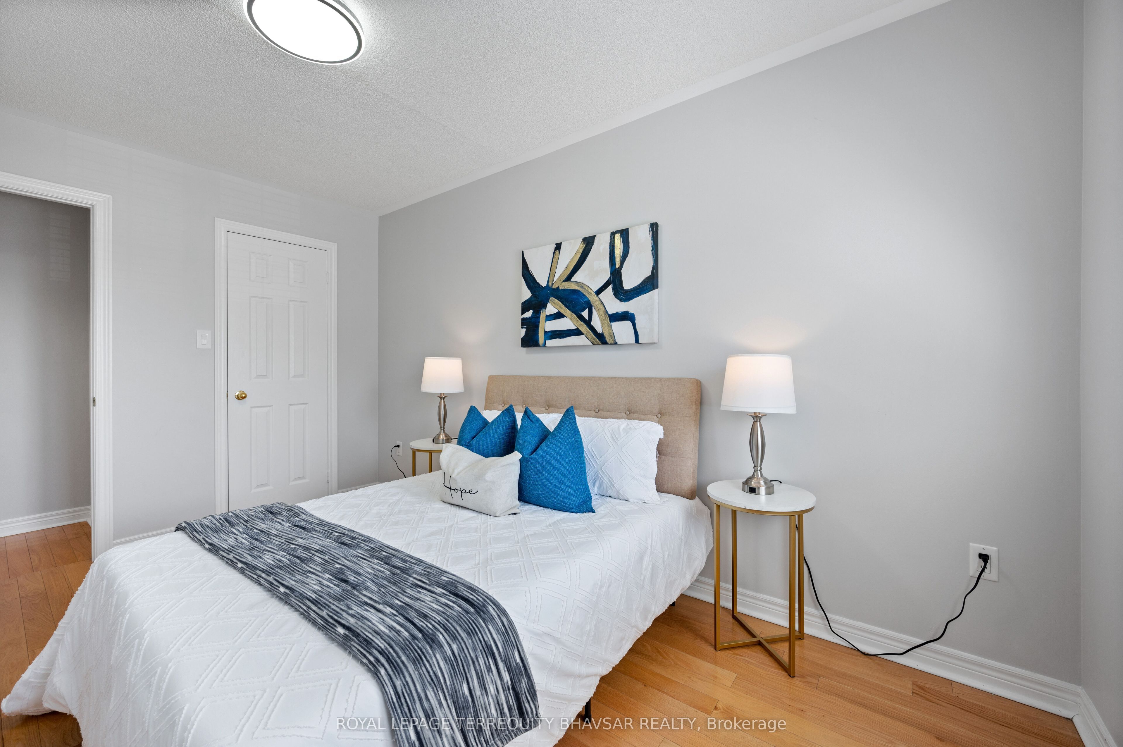 MLS #W12384011 image #33