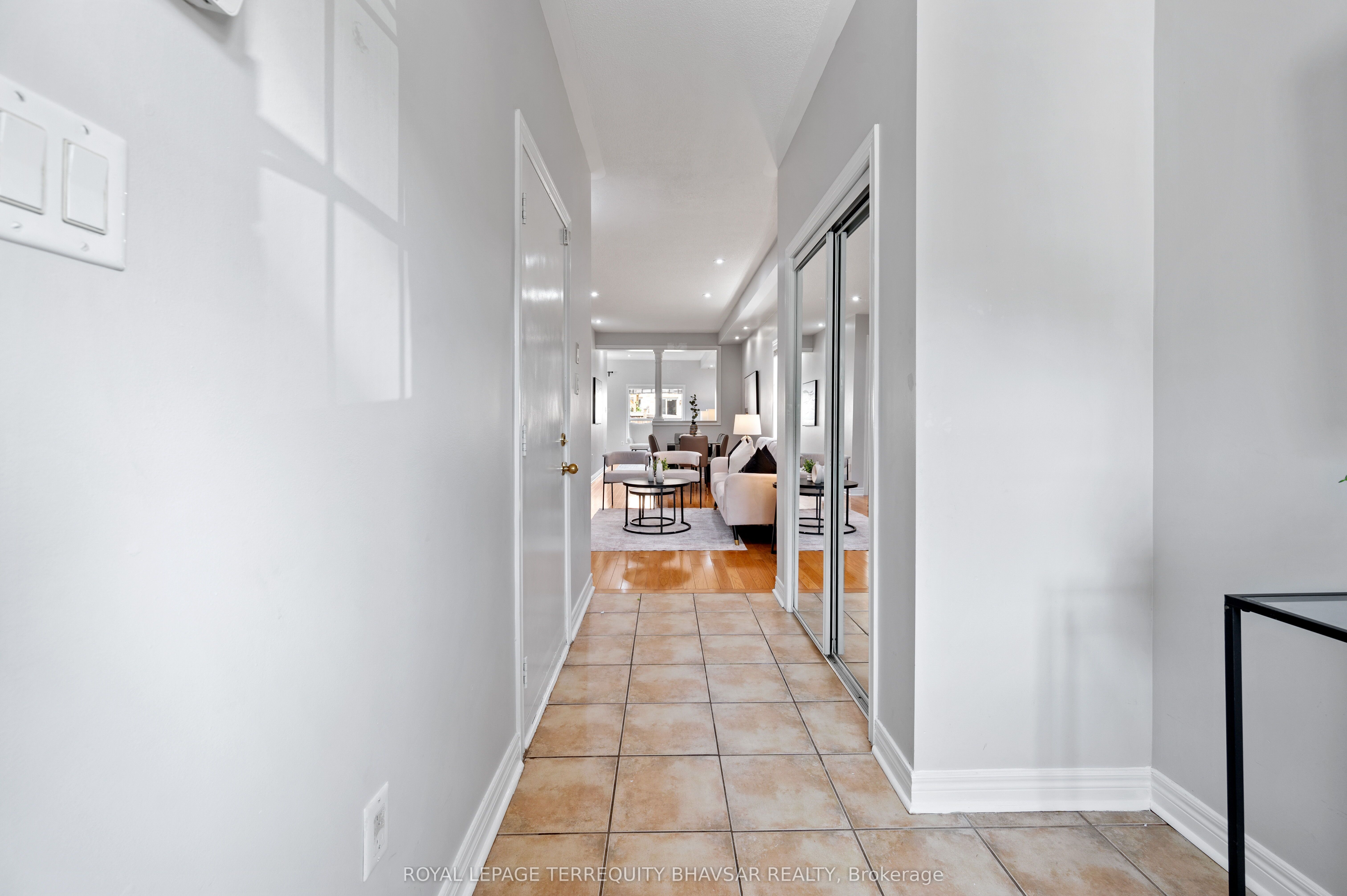 MLS #W12384011 image #6