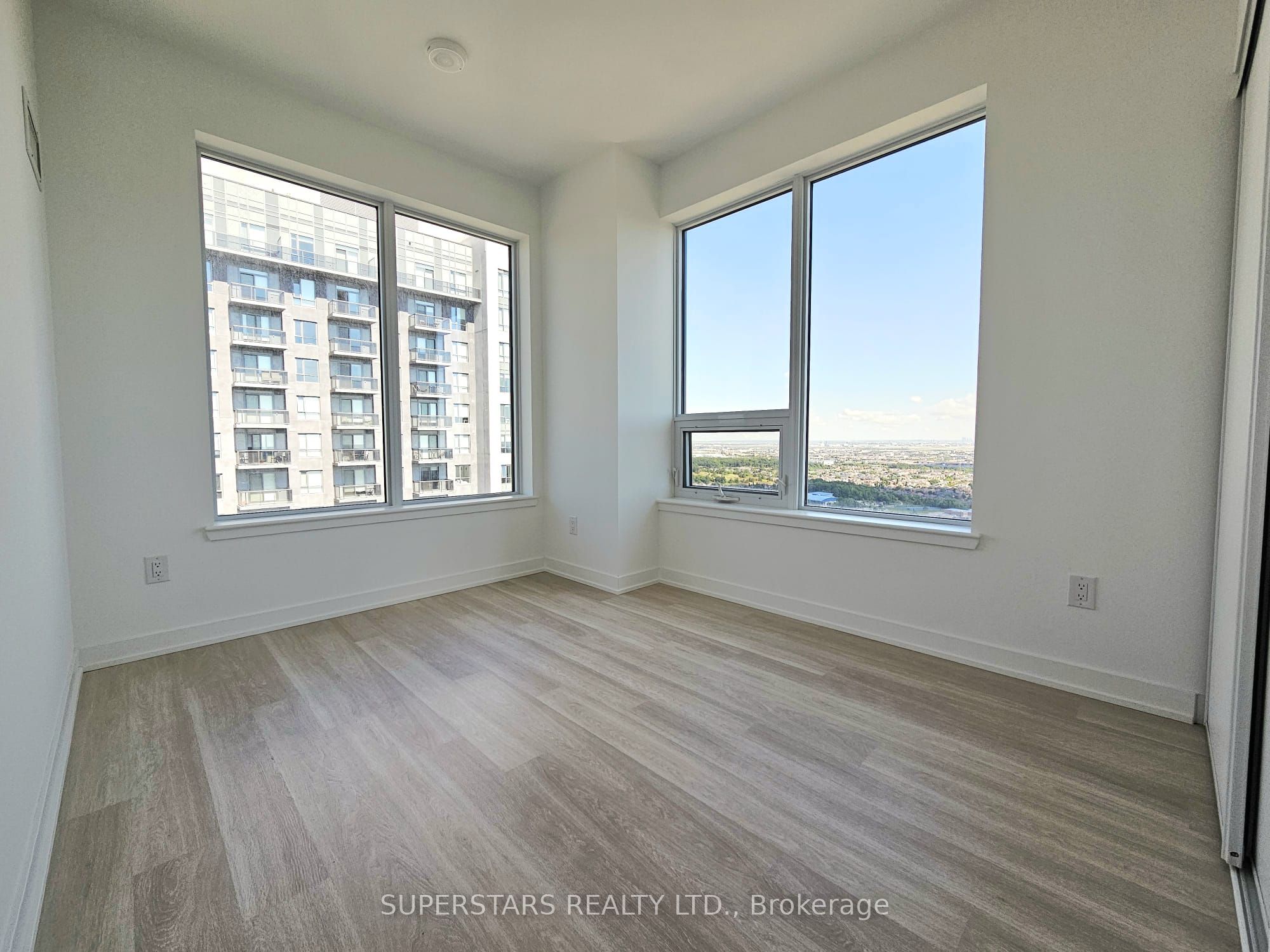 MLS #W12384093 image #12